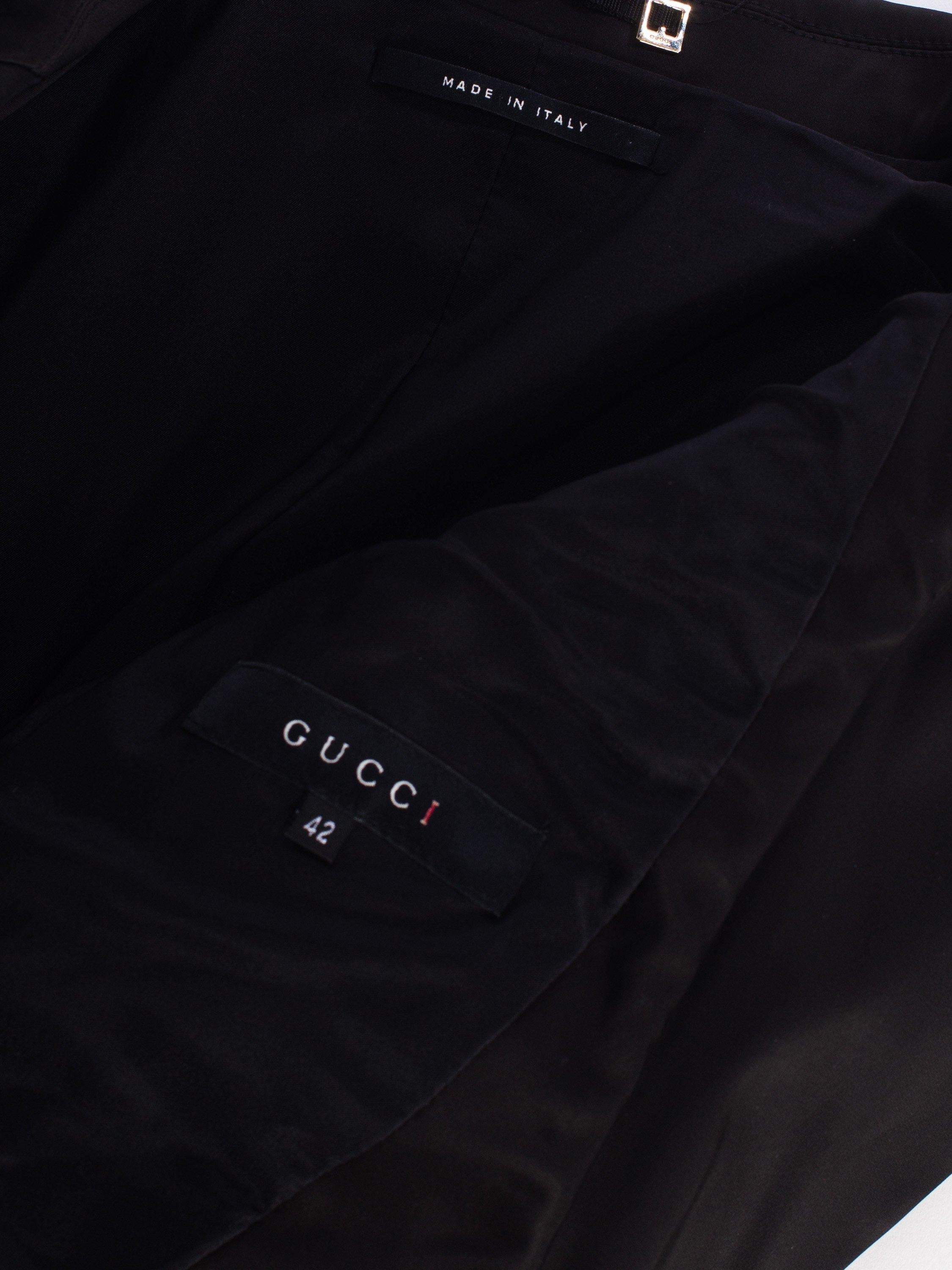 TOM FORD DEGLI ANNI 2000 PER  GUCCI Blazer nero in raso e velluto con maniche a campana a pieghe con in vendita 2