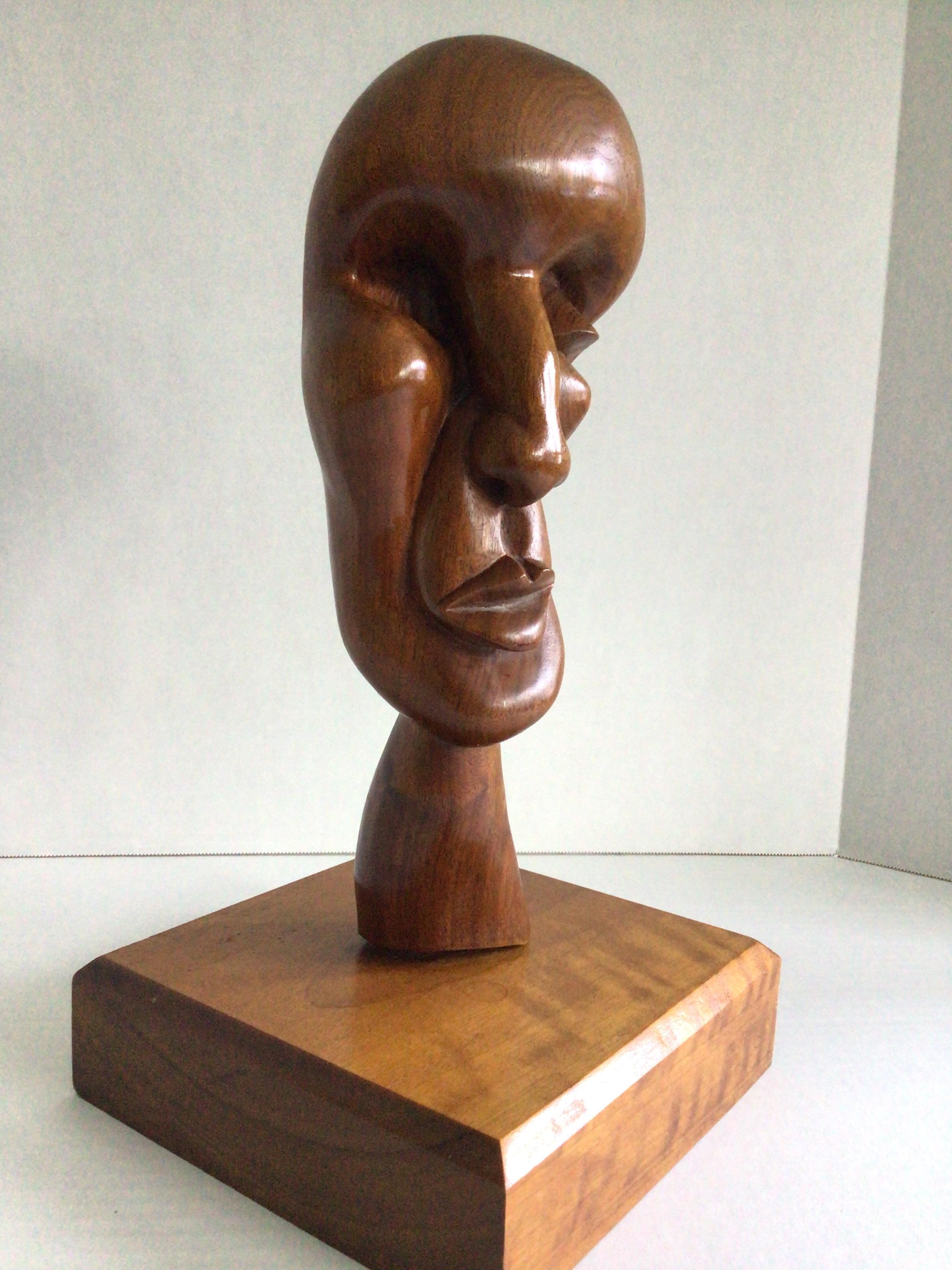1990s Hand-Carved Wood Biomorphic Face Sculpture on Wood Base In Good Condition For Sale In Tarrytown, NY