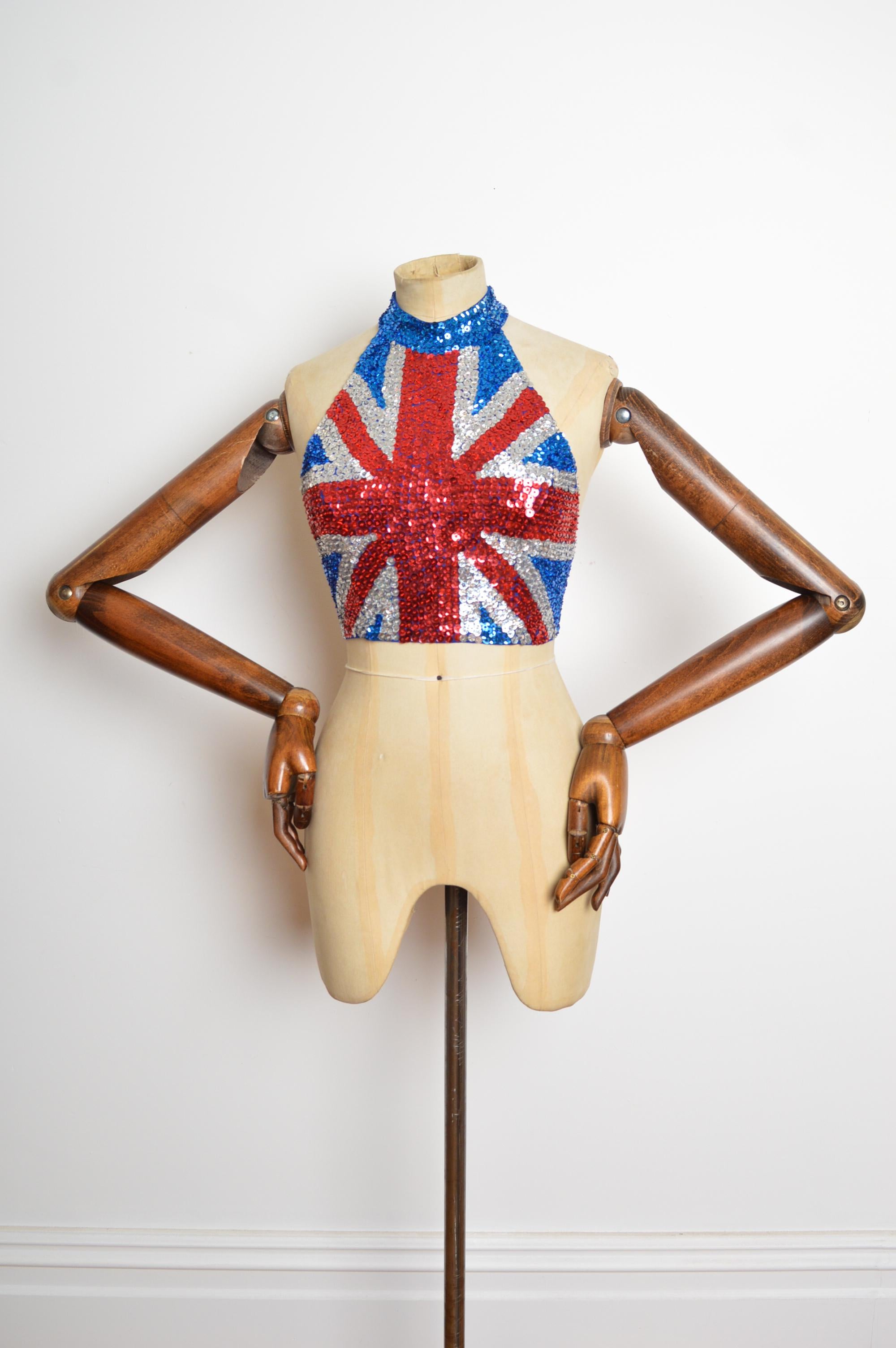 1990's Hand Made Vintage Union Jack Inglaterra Bandera Lentejuelas Cuello halter - Crop Top en venta 2