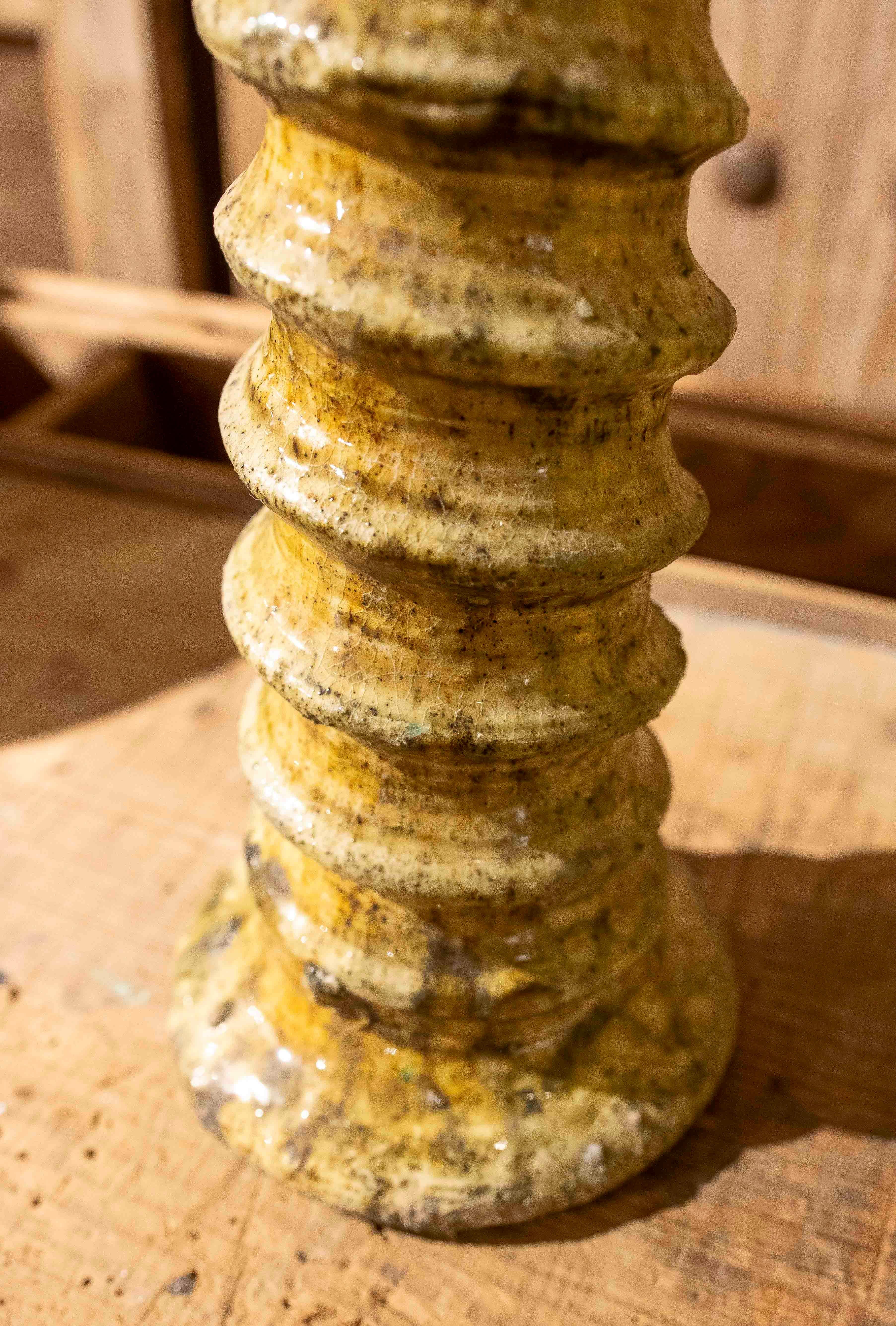 XX secolo Candeliere marocchino verde con smalto rustico del 1990 realizzato a mano in vendita