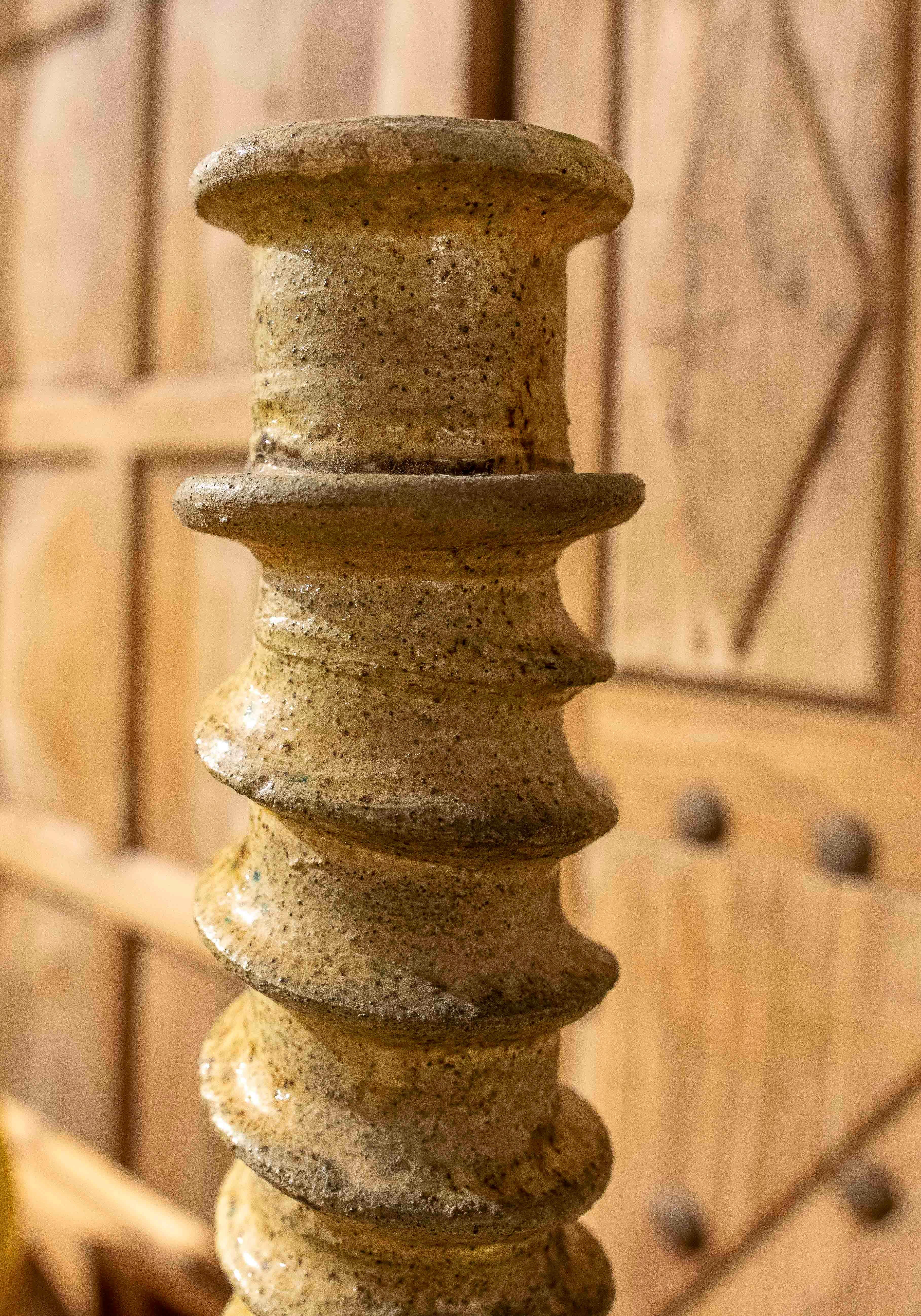 Candeliere marocchino verde con smalto rustico del 1990 realizzato a mano in vendita 2