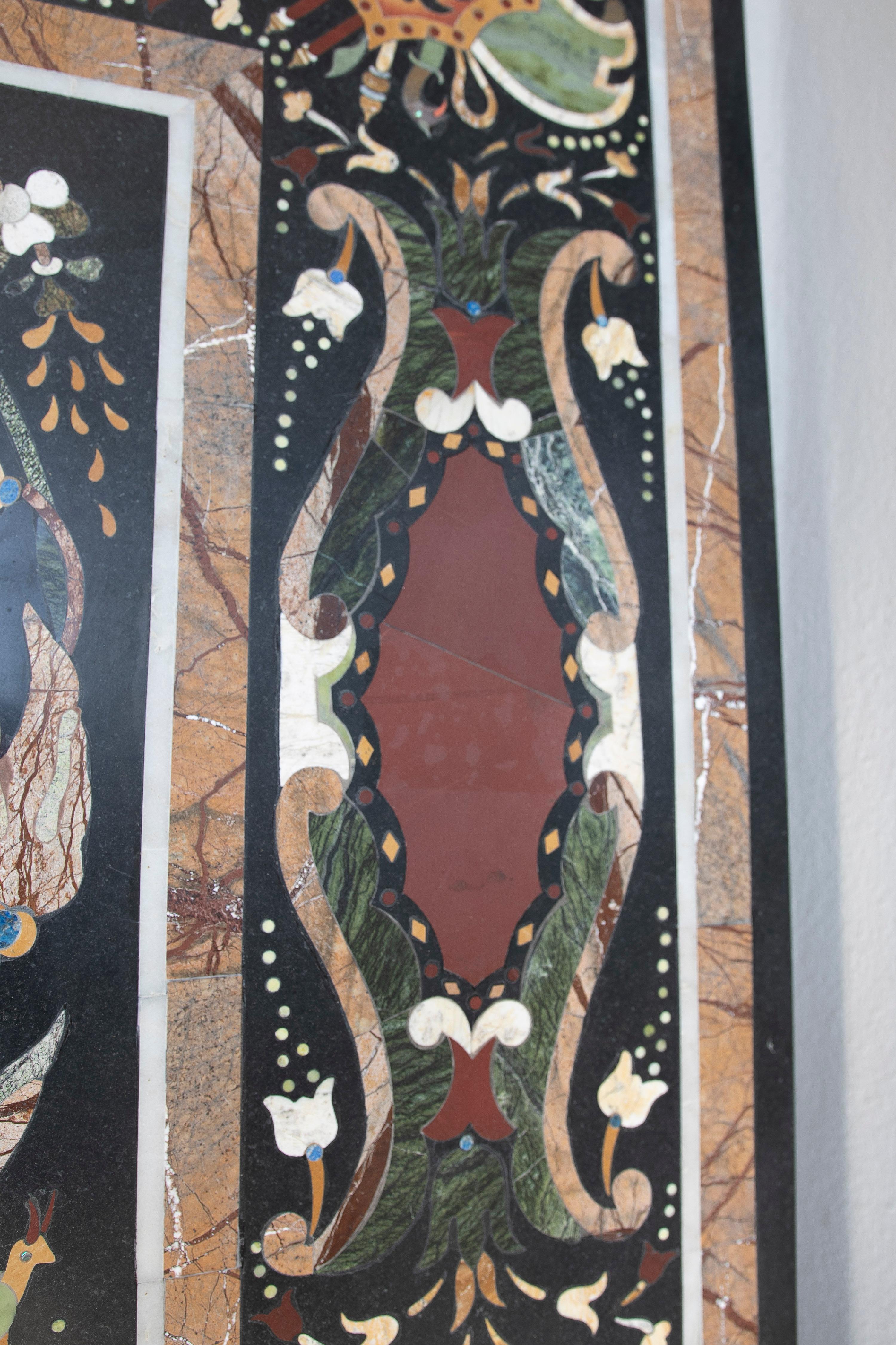 1990er Jahre Handgefertigte Pietra Dura Mosaik-Intarsien-Marmor-Tischplatte 1990er Jahre im Angebot 10