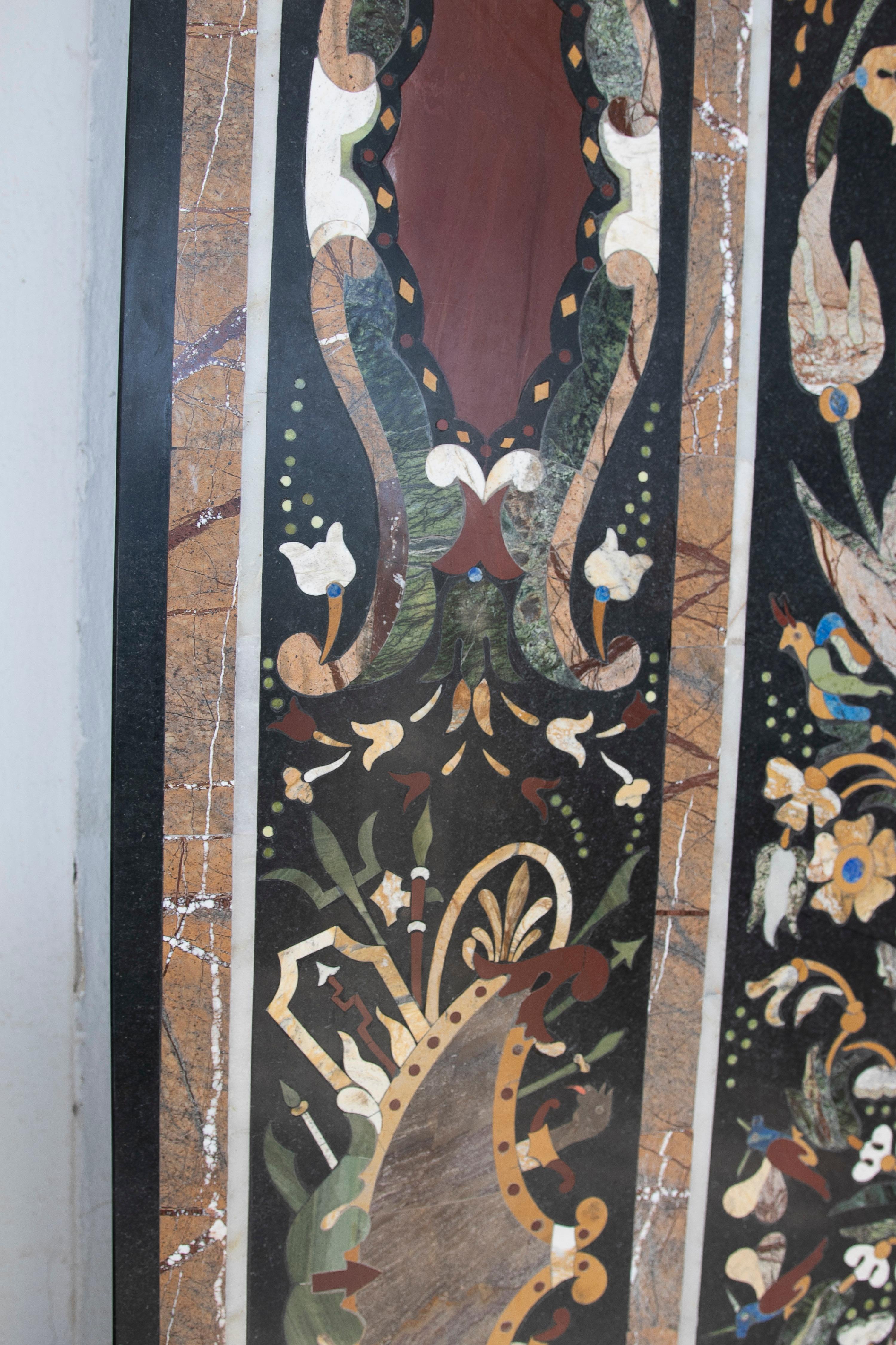 1990er Jahre Handgefertigte Pietra Dura Mosaik-Intarsien-Marmor-Tischplatte 1990er Jahre im Angebot 4