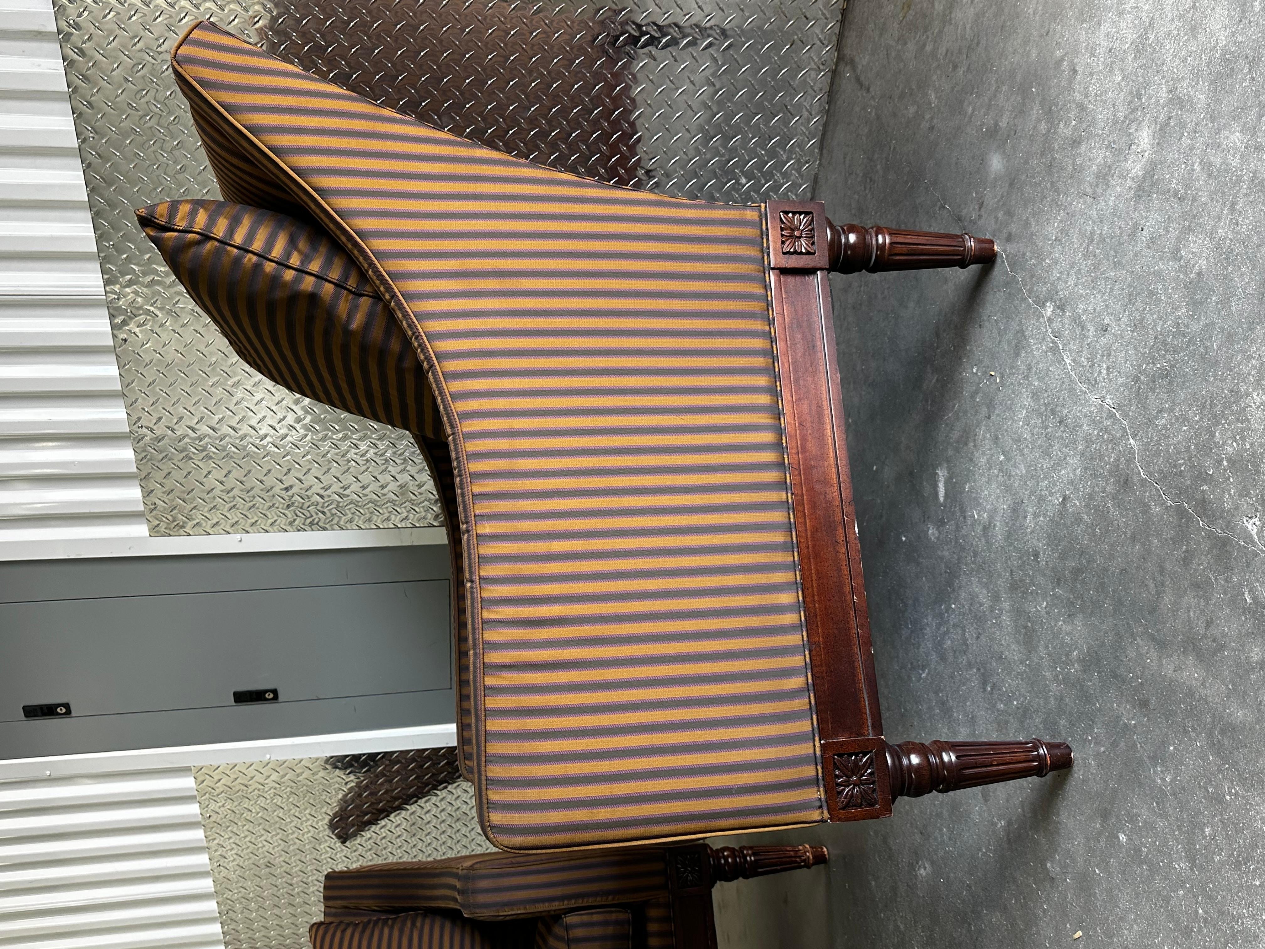 Sedie da club in stile neoclassico Henderson Stripes Down degli anni '90, Set di 2 in vendita 4