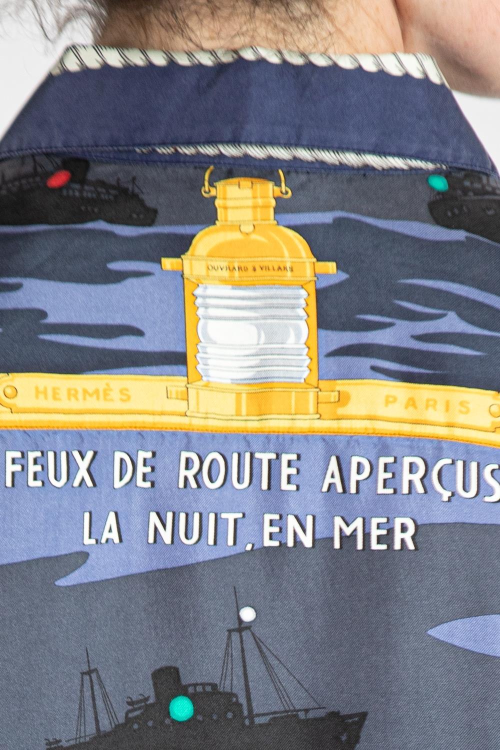 Hermès - Chemise en soie bleue et noire à imprimé nautique, années 1990 en vente 3
