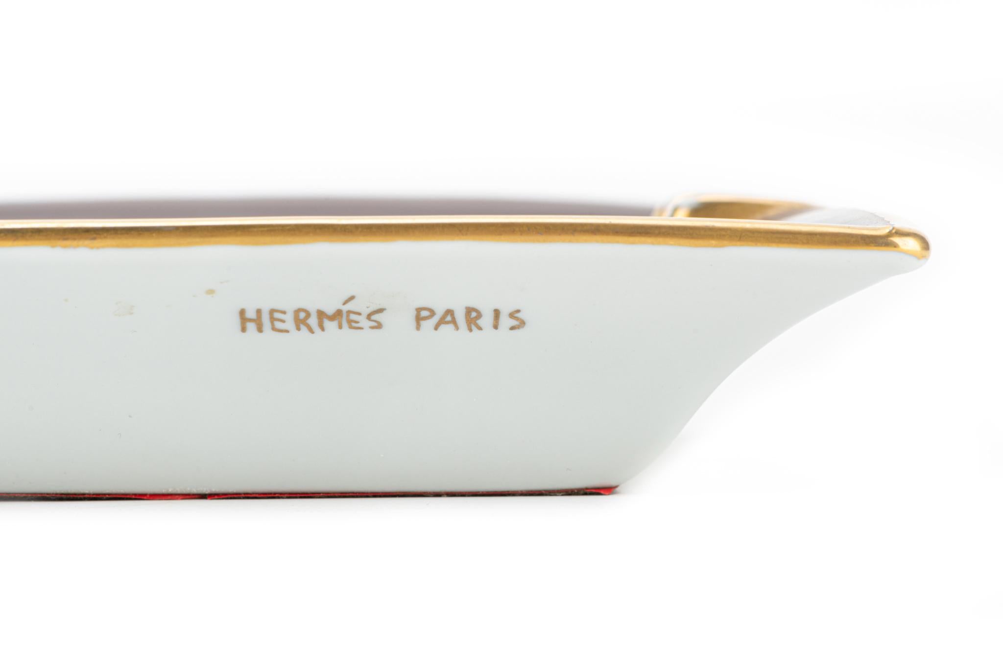 Women's or Men's 1990's Hermes Brown Horse Porcelain Ashtray