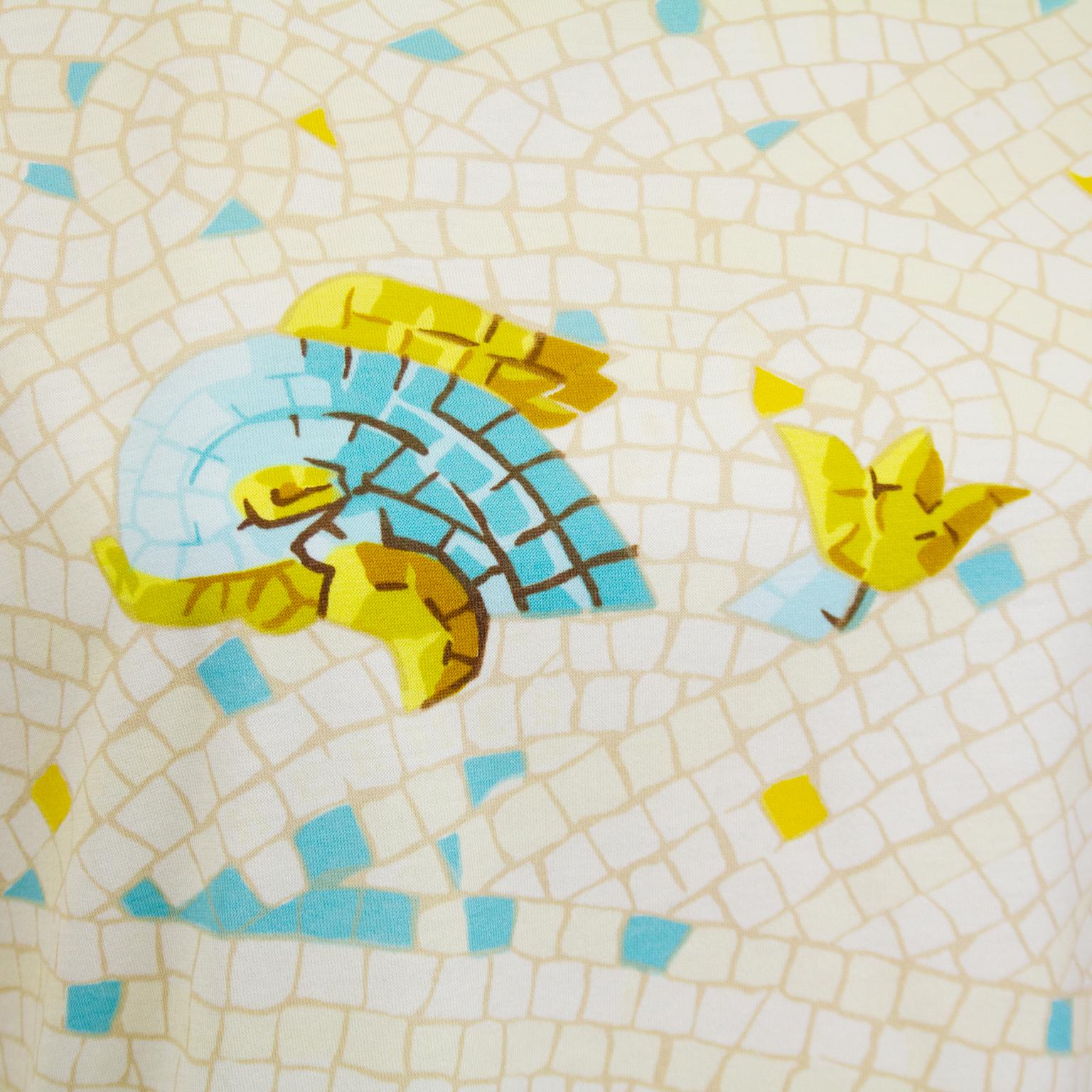 1990 Hermes Silk Cotton Bland Mosaic Tile Fish T-Shirt  Bon état - En vente à Toronto, Ontario