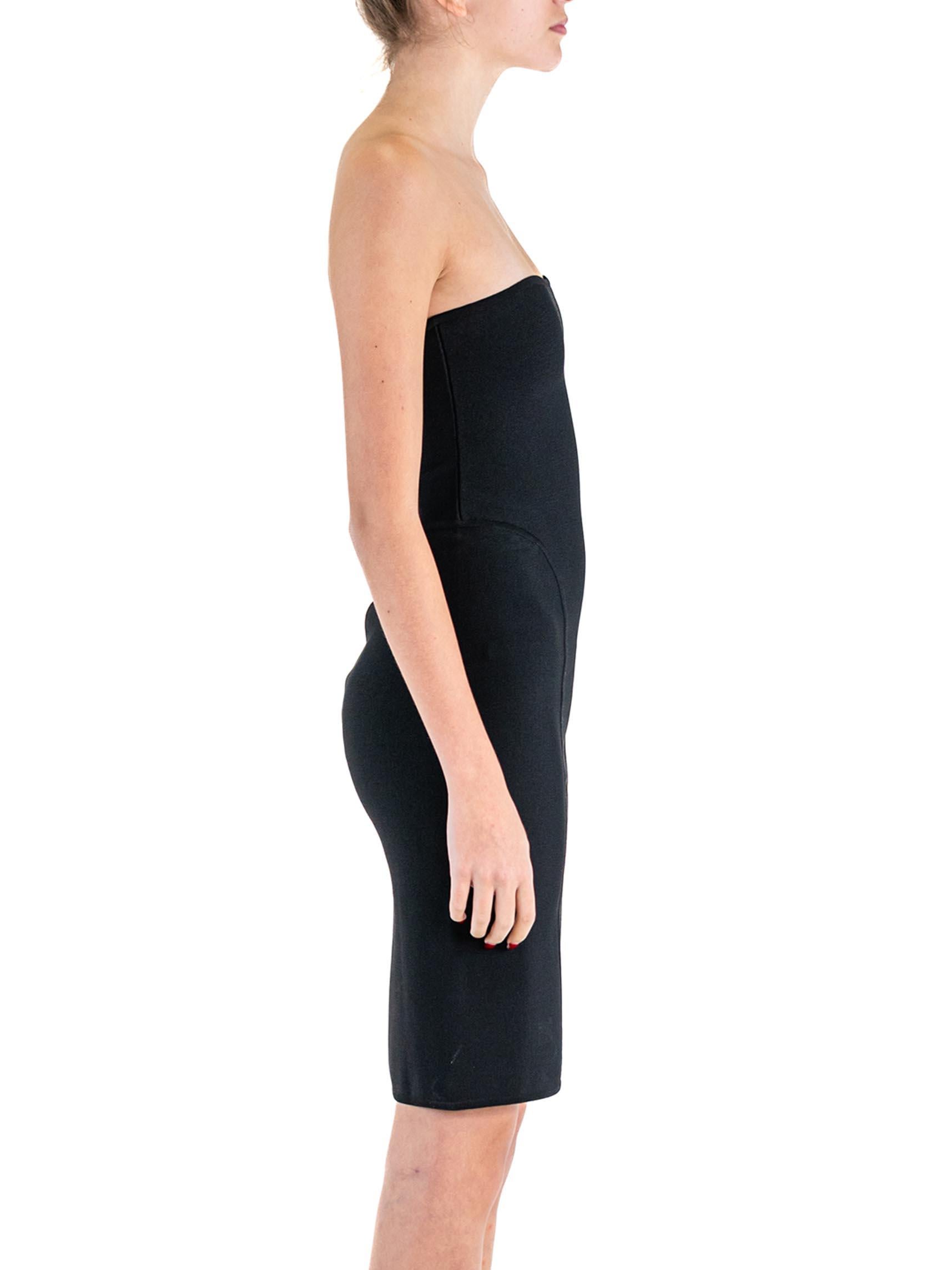 1990S Herve Leger Black Rayon& Elastane Knit Body-Con Strapless Pencil Dress In Excellent Condition For Sale In New York, NY