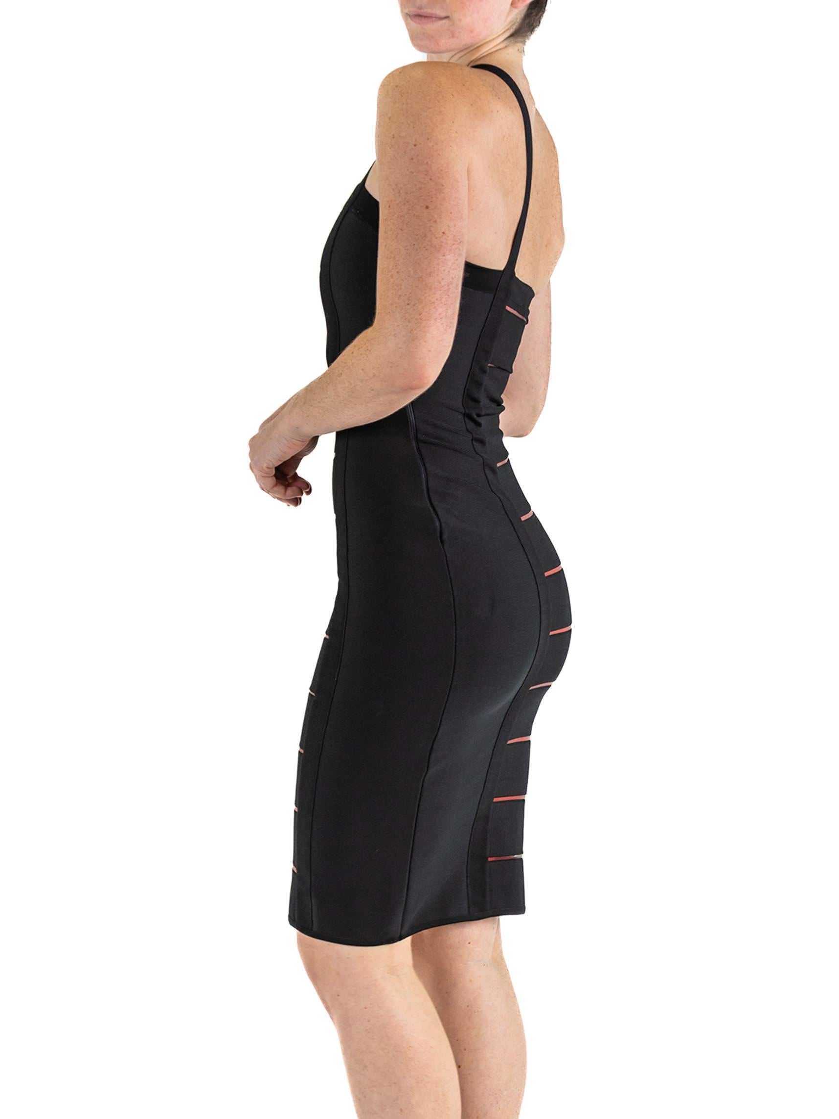 1990S HERVE LEGER Black & Red Rayon Blend Body-Con Cocktail Dress For Sale 3
