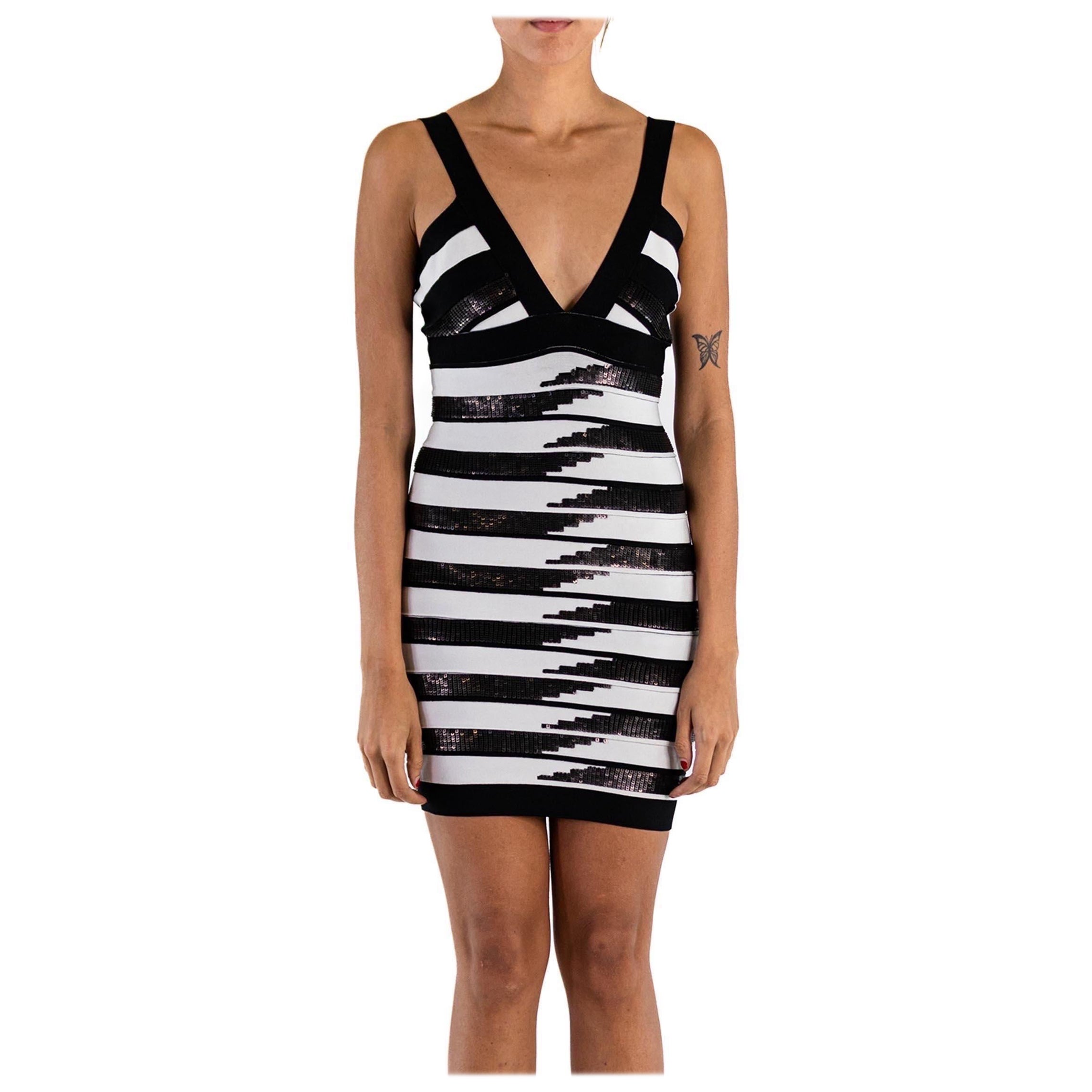 1990S HERVE LEGER - Maglia in misto rayon con paillettes in bianco e nero - Body-Con Cocktail Dre in vendita