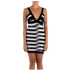1990S HERVE LEGER Noir et blanc pailleté Rayon Blend Knit Body-Con Cocktail Dre