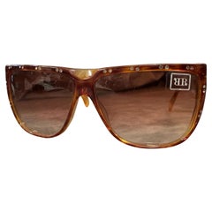 1990er Jahre Hochwertige braune Jewell-Sonnenbrille aus Acetat von Raffaella Curiel