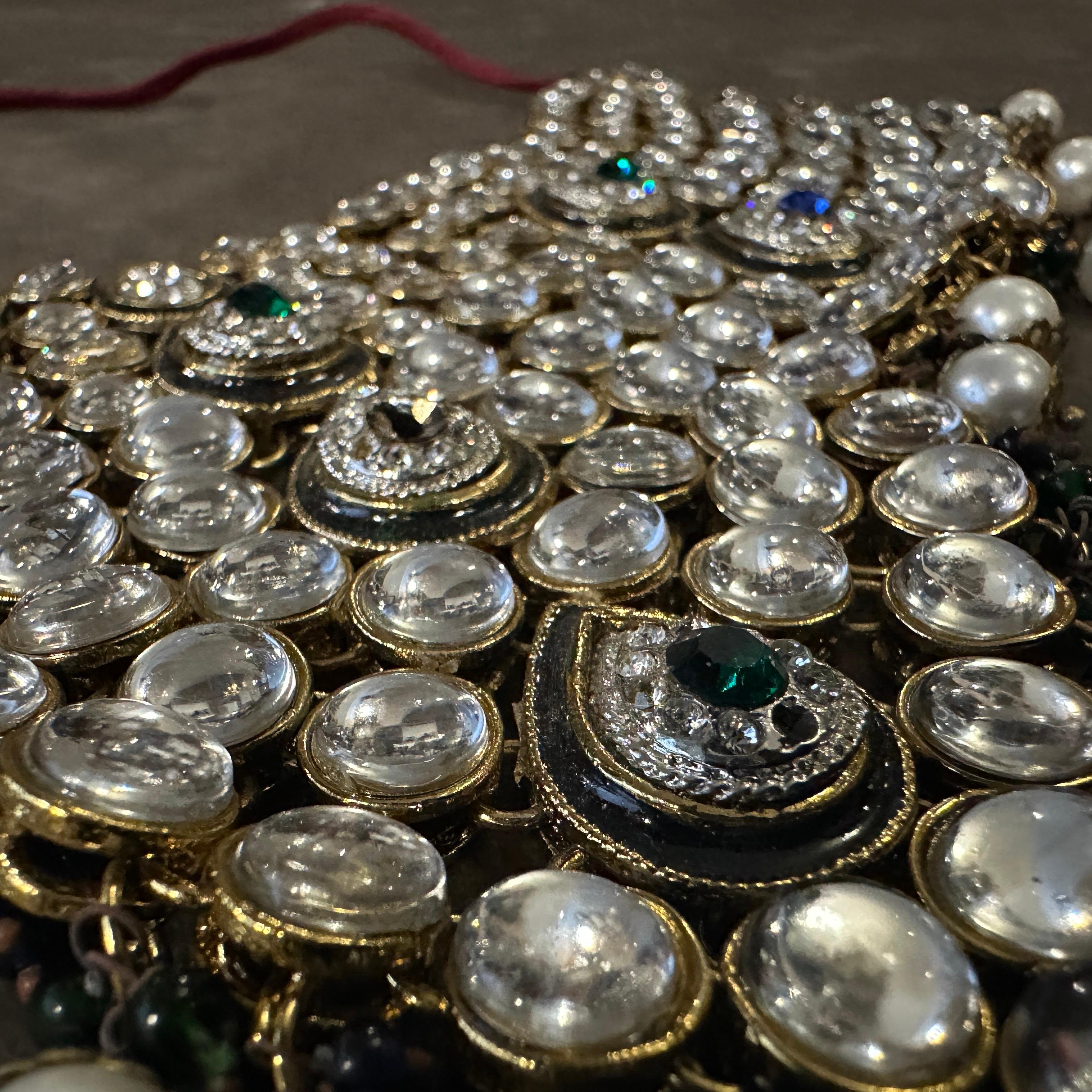 Collana indiana di alta qualità a più fili in stile Kundan del 1990 in vendita 8