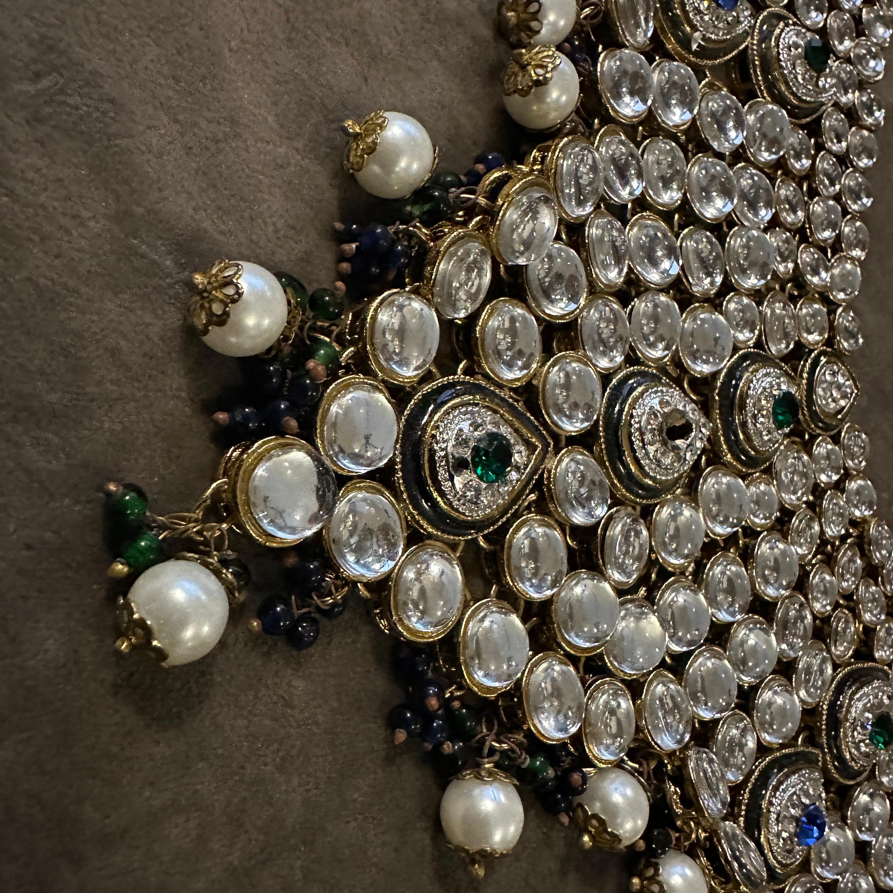 Collana indiana di alta qualità a più fili in stile Kundan del 1990 in vendita 12