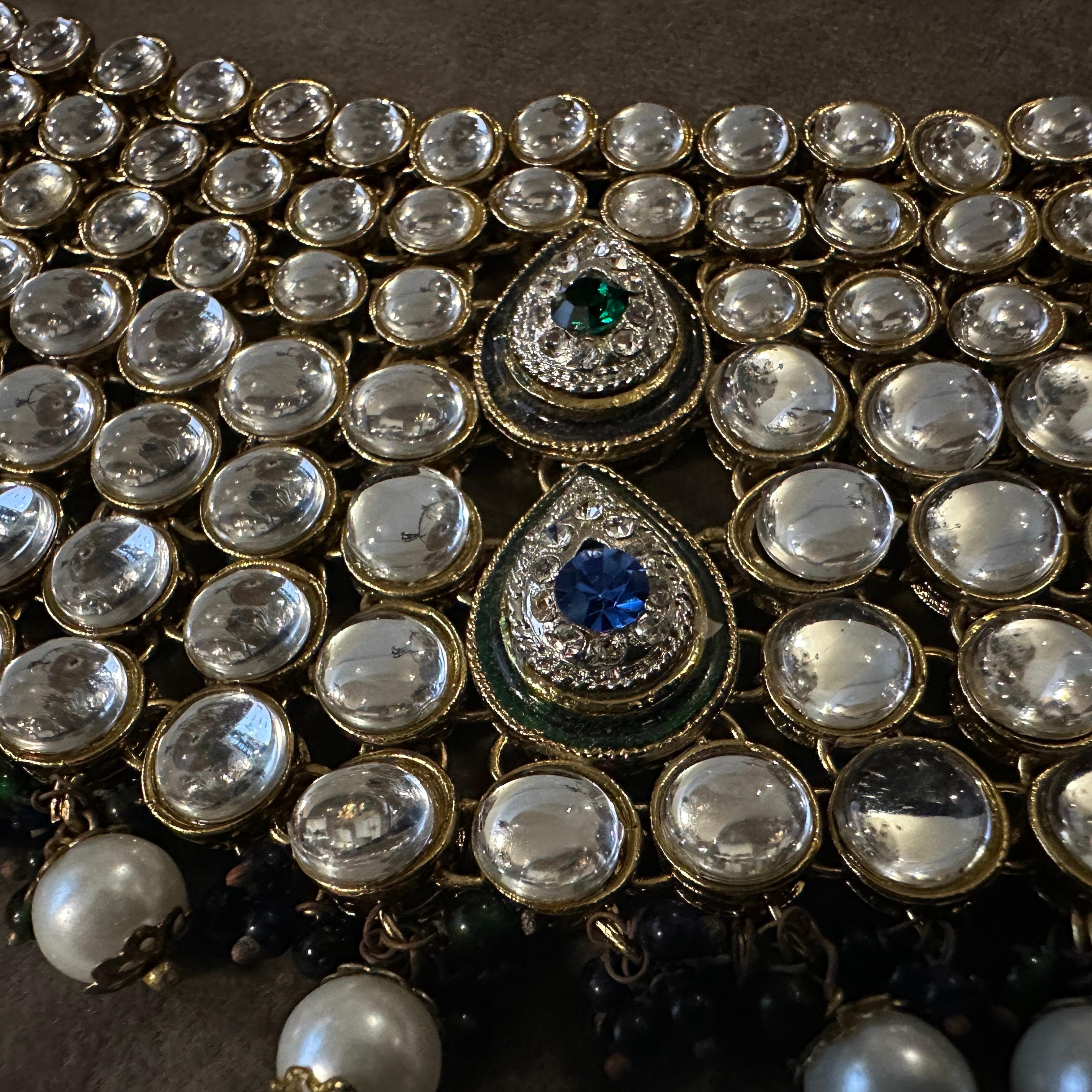 Artigiano Collana indiana di alta qualità a più fili in stile Kundan del 1990 in vendita