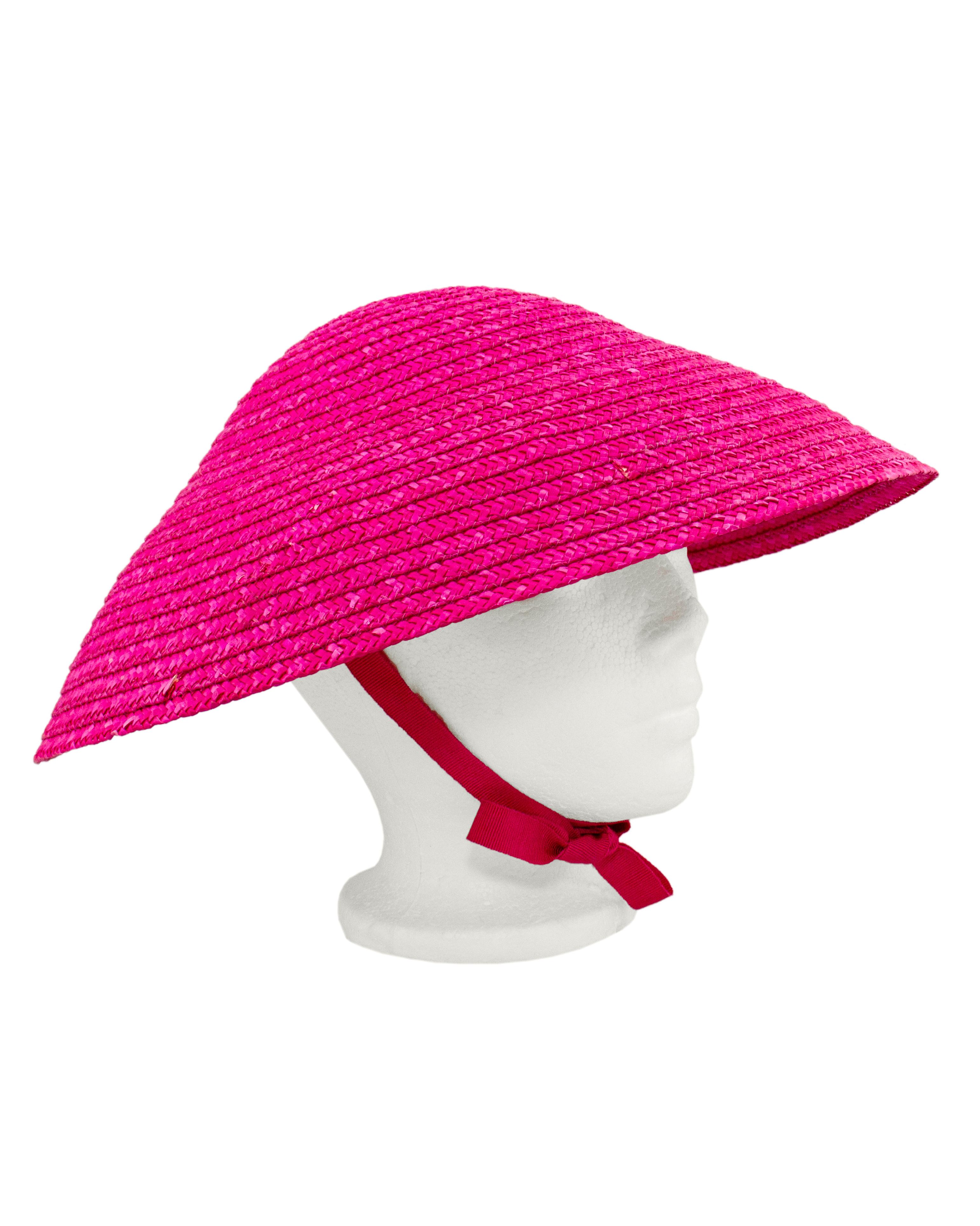 1990s Holt Renfrew Bright Pink Straw Hat In Good Condition For Sale In Toronto, Ontario