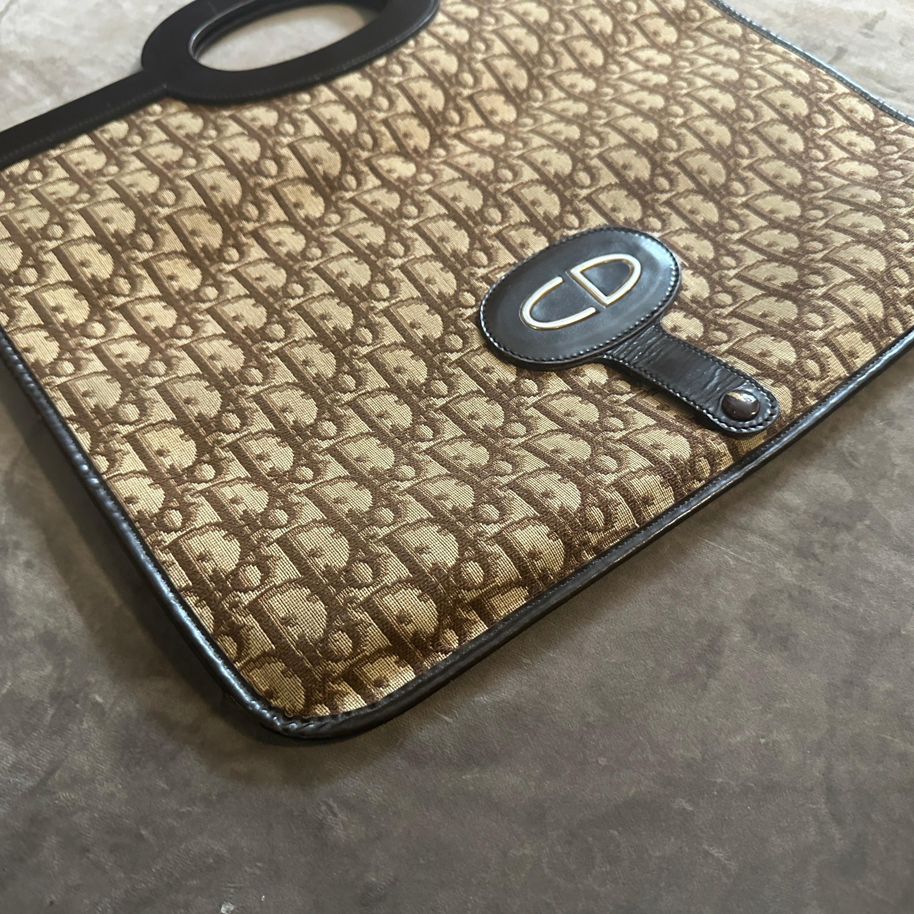 Sac à main Icone de Christian Dior des années 1990 utilisable comme pochette en vente 3