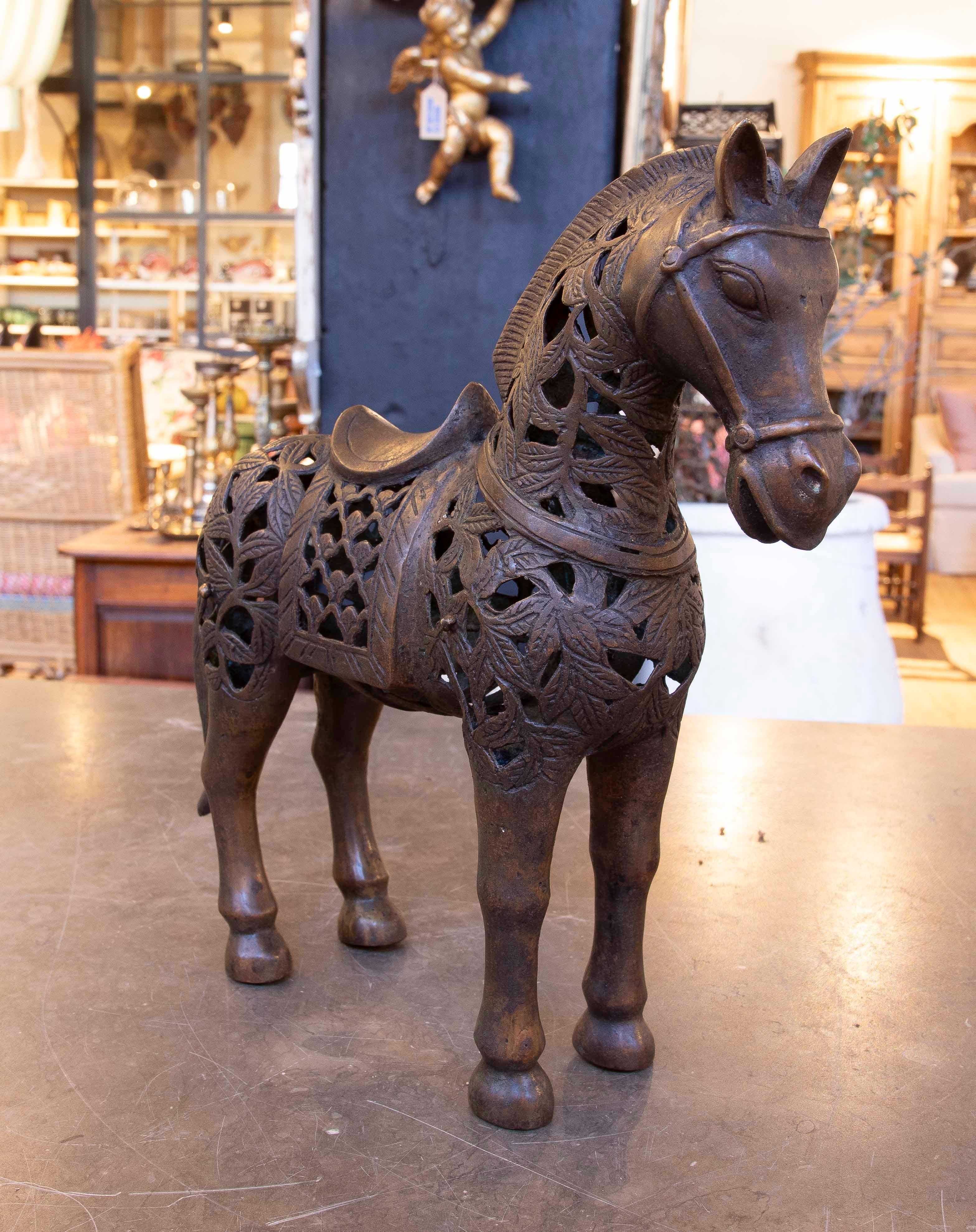 1990s Iron Horse Sculpture with Ornamental Filigree Design For Sale 1