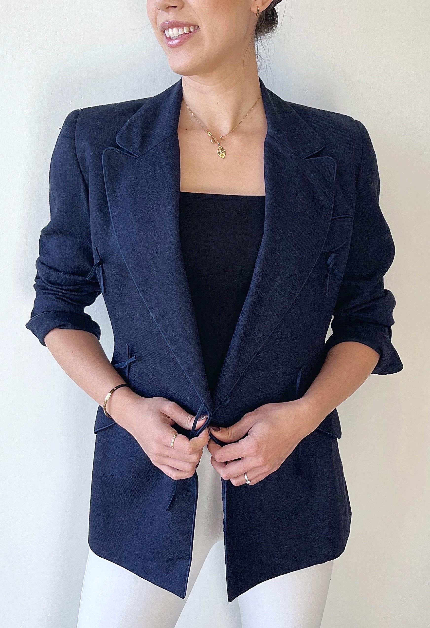 1990s Isaac Mizrahi Navy Blue Denim Like Size 6 8 Vintage 90s Wrap Blazer Jacket For Sale 6