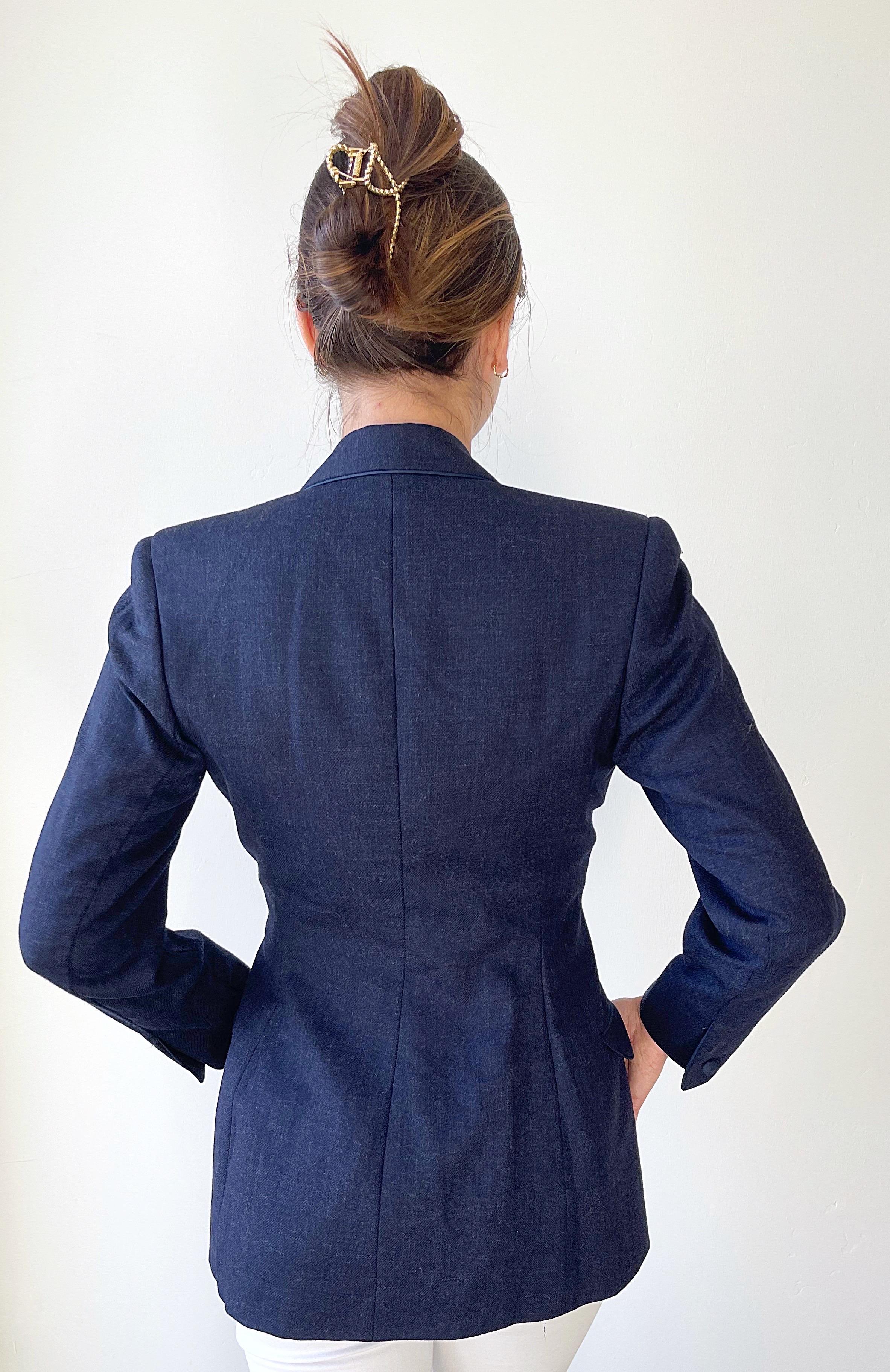 Anni '90 Isaac Mizrahi Denim blu navy taglia 6 8 Giacca blazer vintage anni '90 In condizioni ottime in vendita a San Diego, CA