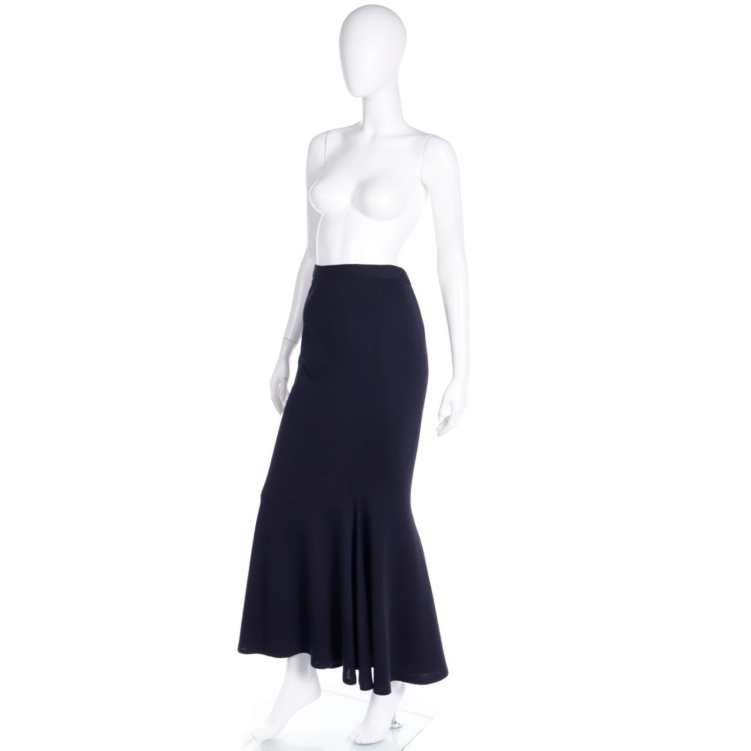1990s Isaac Mizrahi Vintage Black Wool Long Mermaid Maxi Skirt In Excellent Condition In Portland, OR