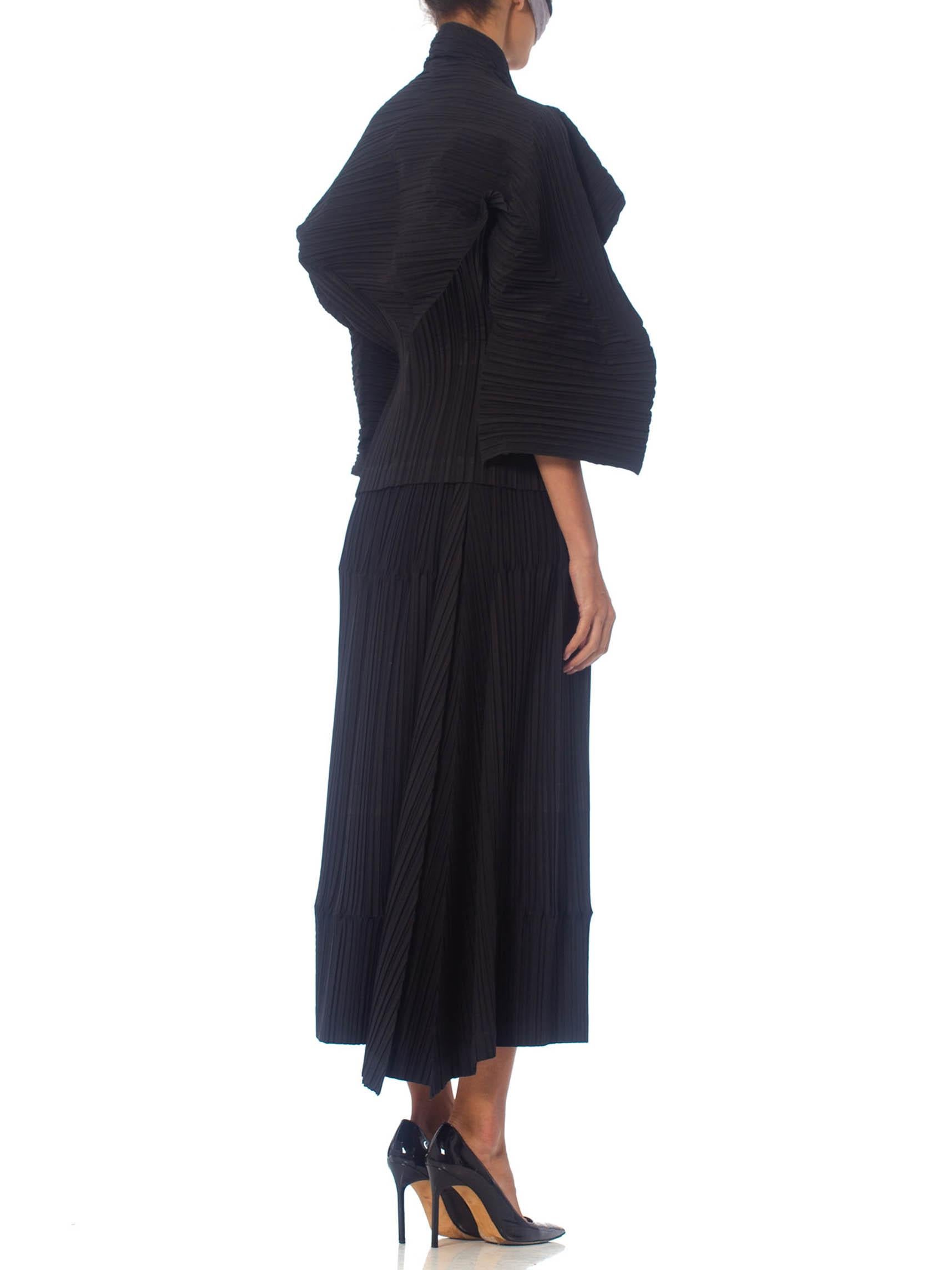 1990S ISSEY MIYAKE Black Pleated Poly Blend Jacket & Skirt Ensemble For Sale 2