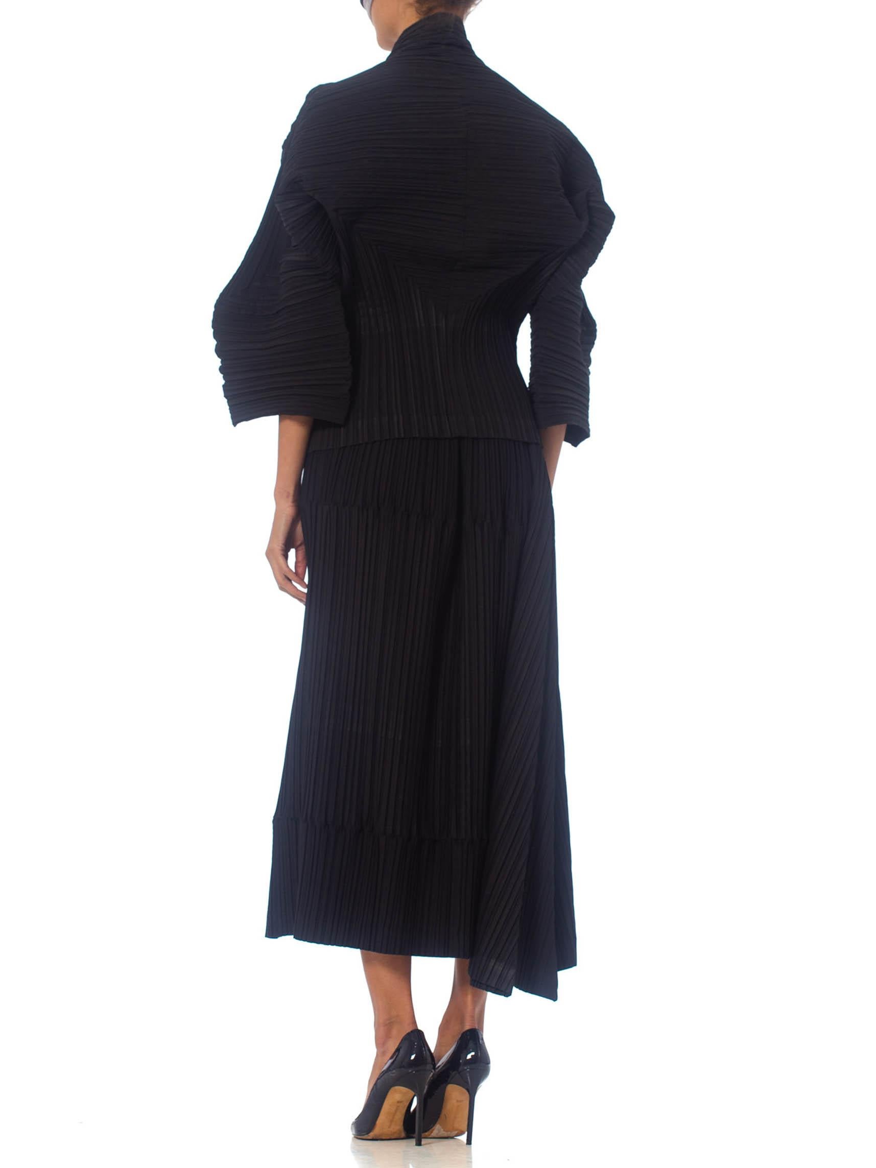1990S ISSEY MIYAKE Black Pleated Poly Blend Jacket & Skirt Ensemble For Sale 5