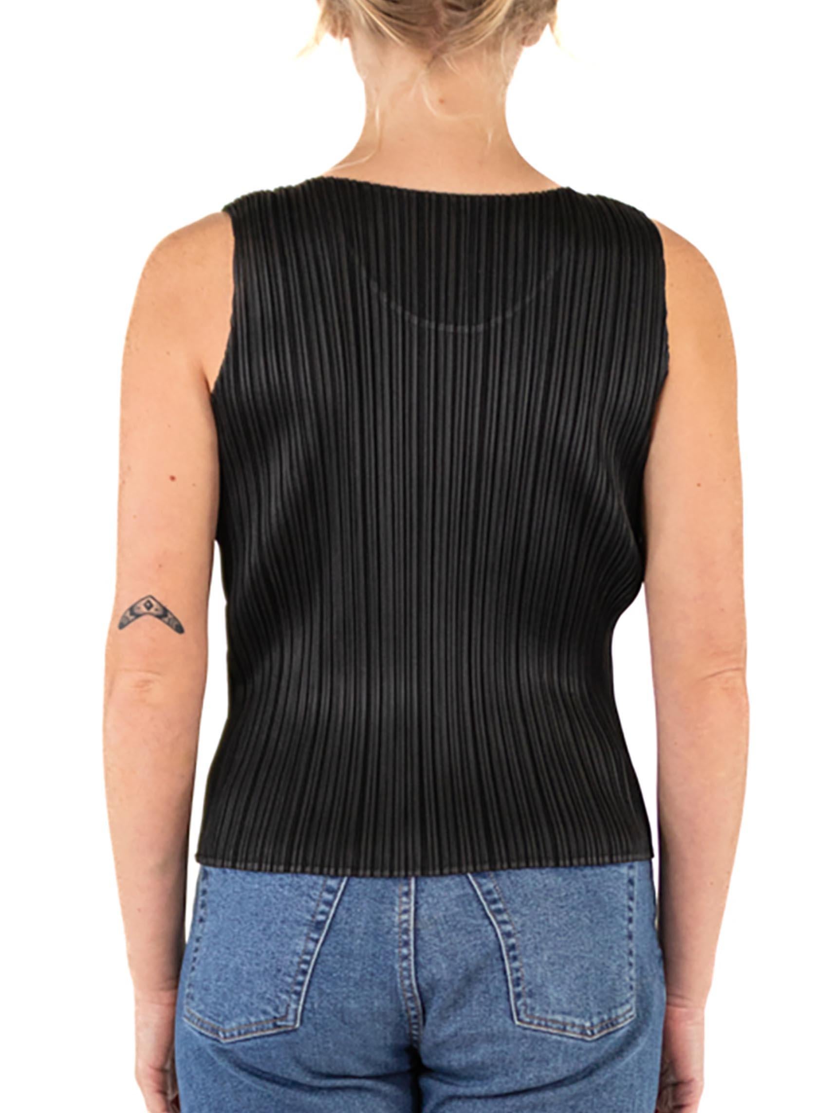1990S ISSEY MIYAKE Black Pleated Polyester Top For Sale 3