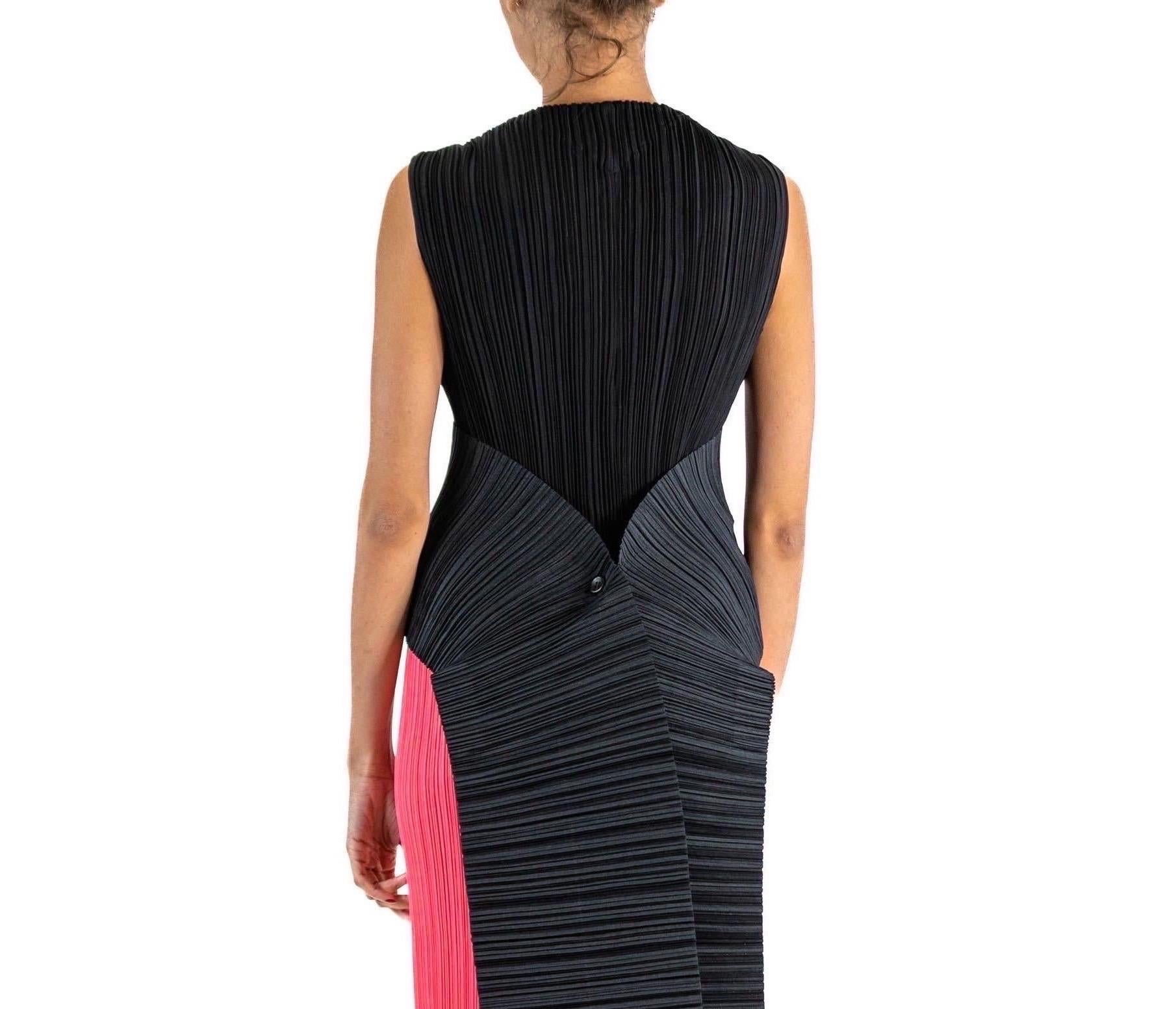1990S ISSEY MIYAKE Black Pleated Polyester Top With Attached Draped Sash For Sale 3