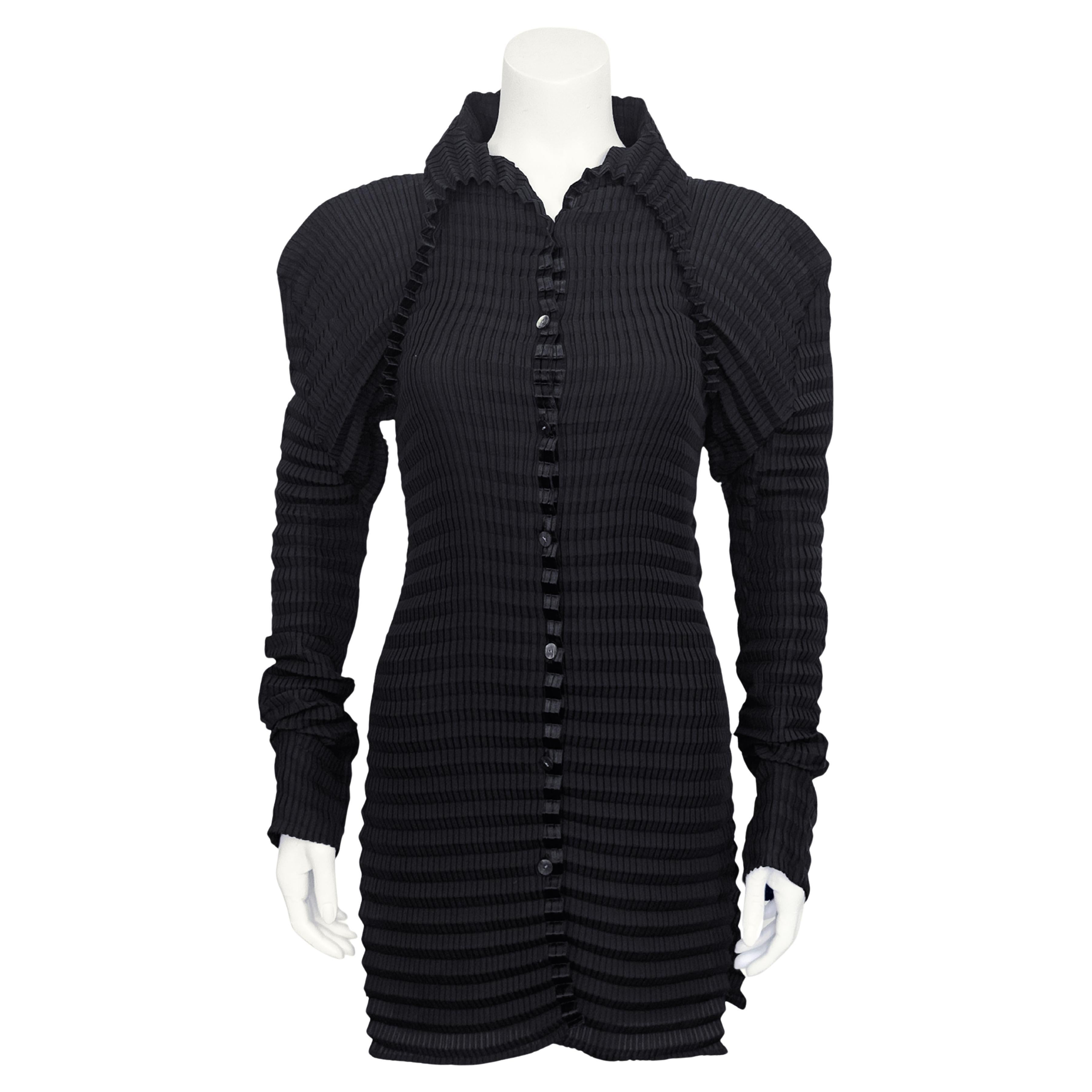 1990s Issey Miyake Black Pleated Shirt en vente