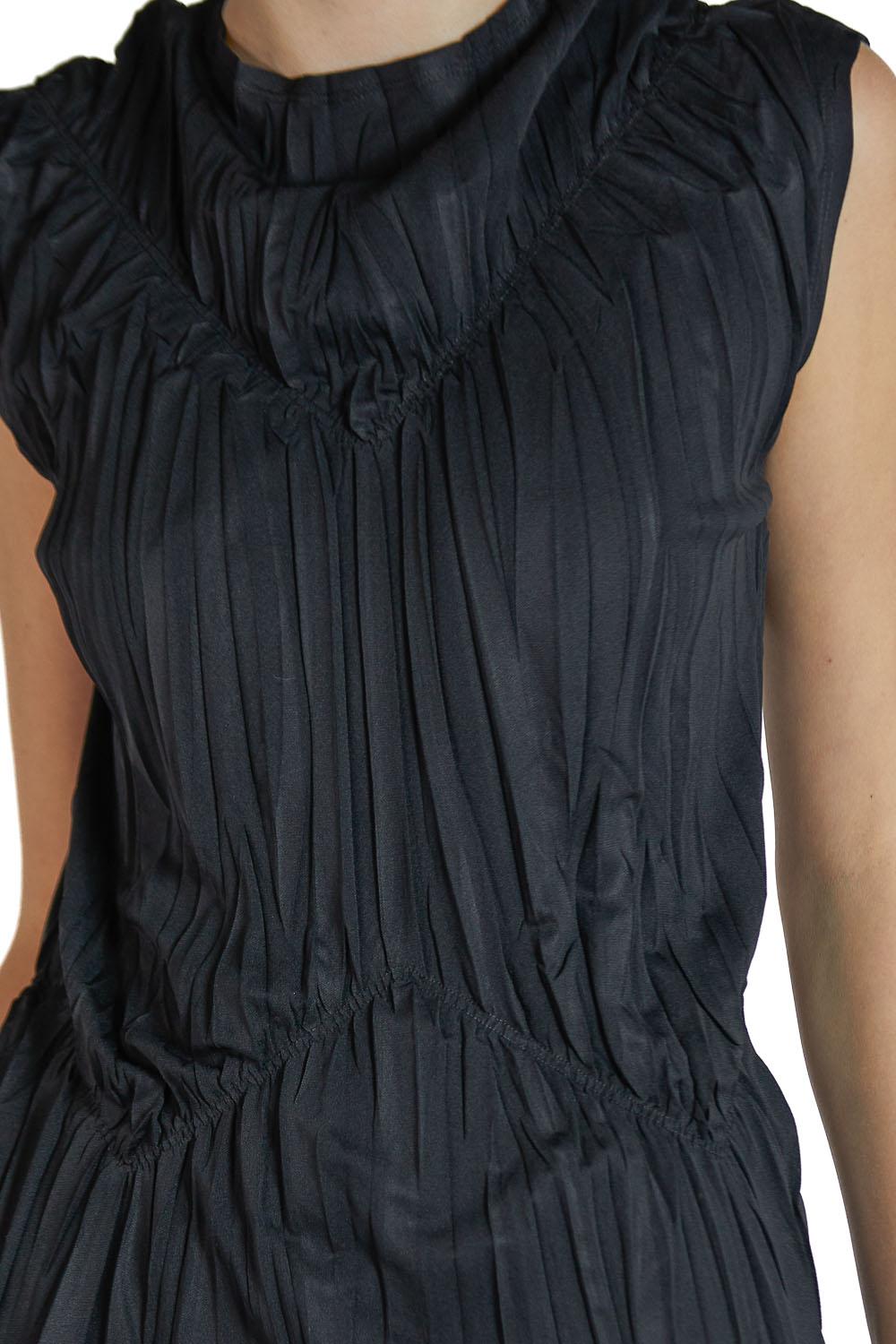 1990S Issey Miyake - Camicetta nera in poliestere a pieghe in vendita 3