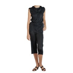 1990er ISSEY MIYAKE Schwarze plissierte Polyesterbluse