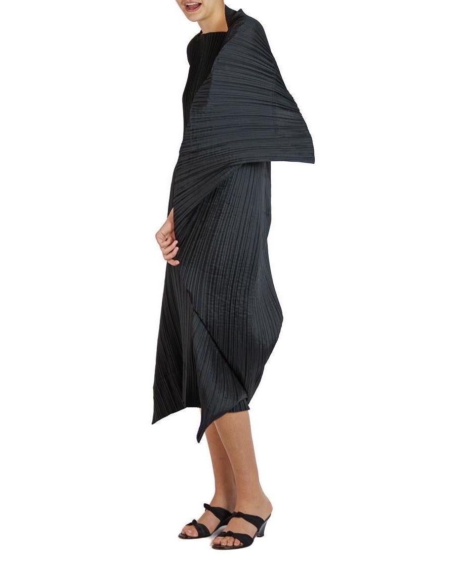 1990S ISSEY MIYAKE Black Polyester Pleated Sculptural Dress For Sale 4