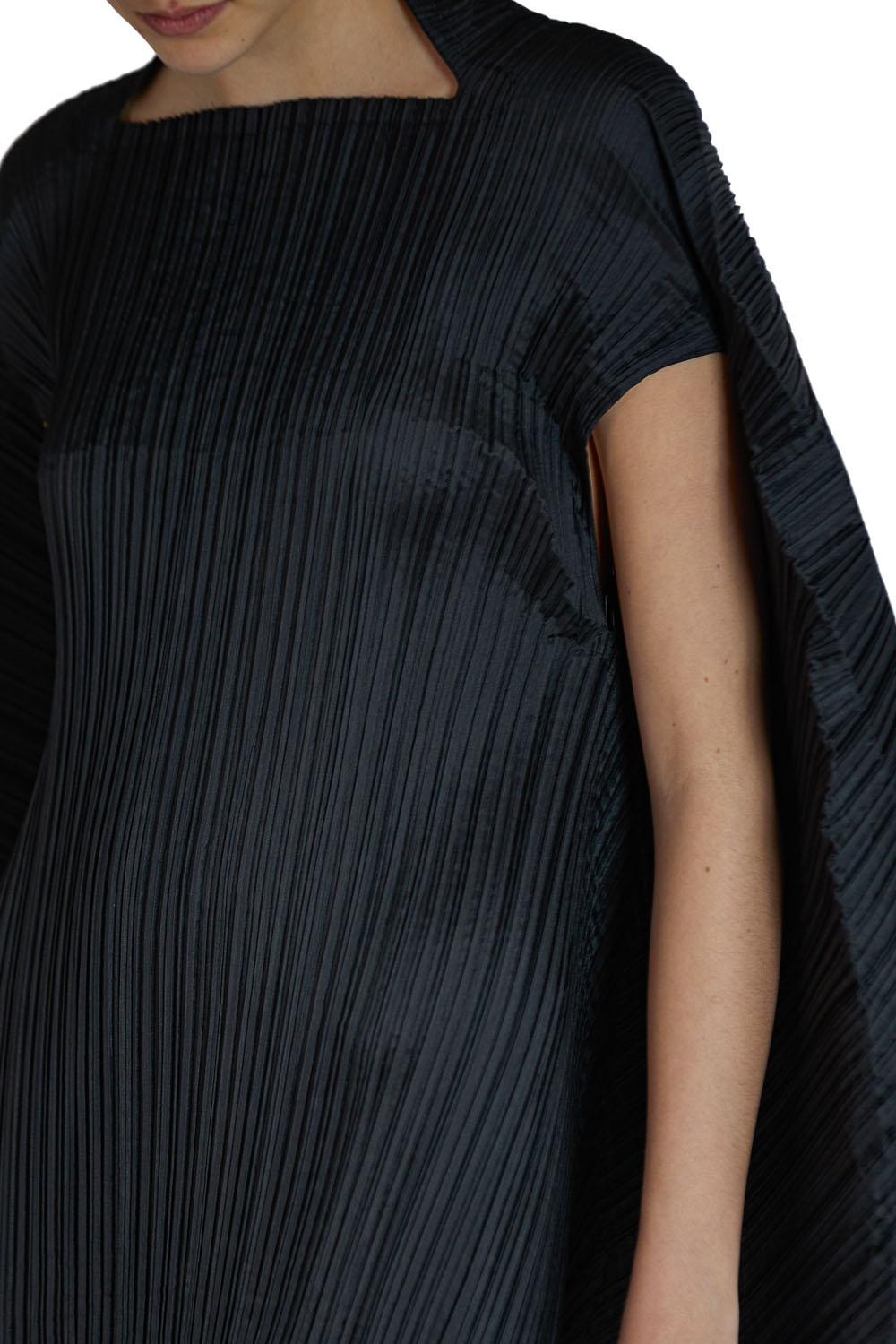 1990S ISSEY MIYAKE Black Polyester Pleated Sculptural Dress For Sale 6