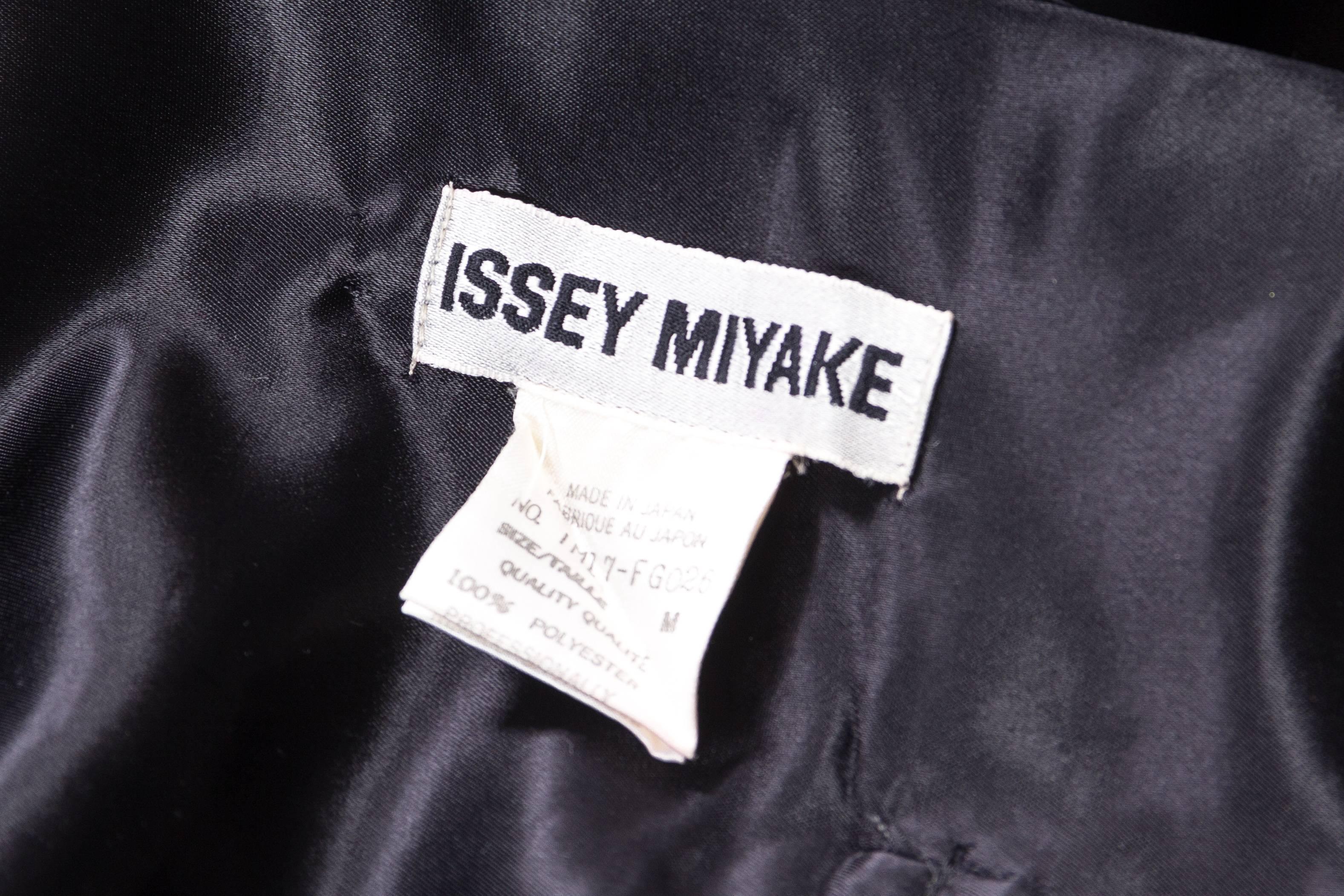 1990S ISSEY MIYAKE Black Polyester Satin  Avant Garde Ribbon Accordian Skirt For Sale 5
