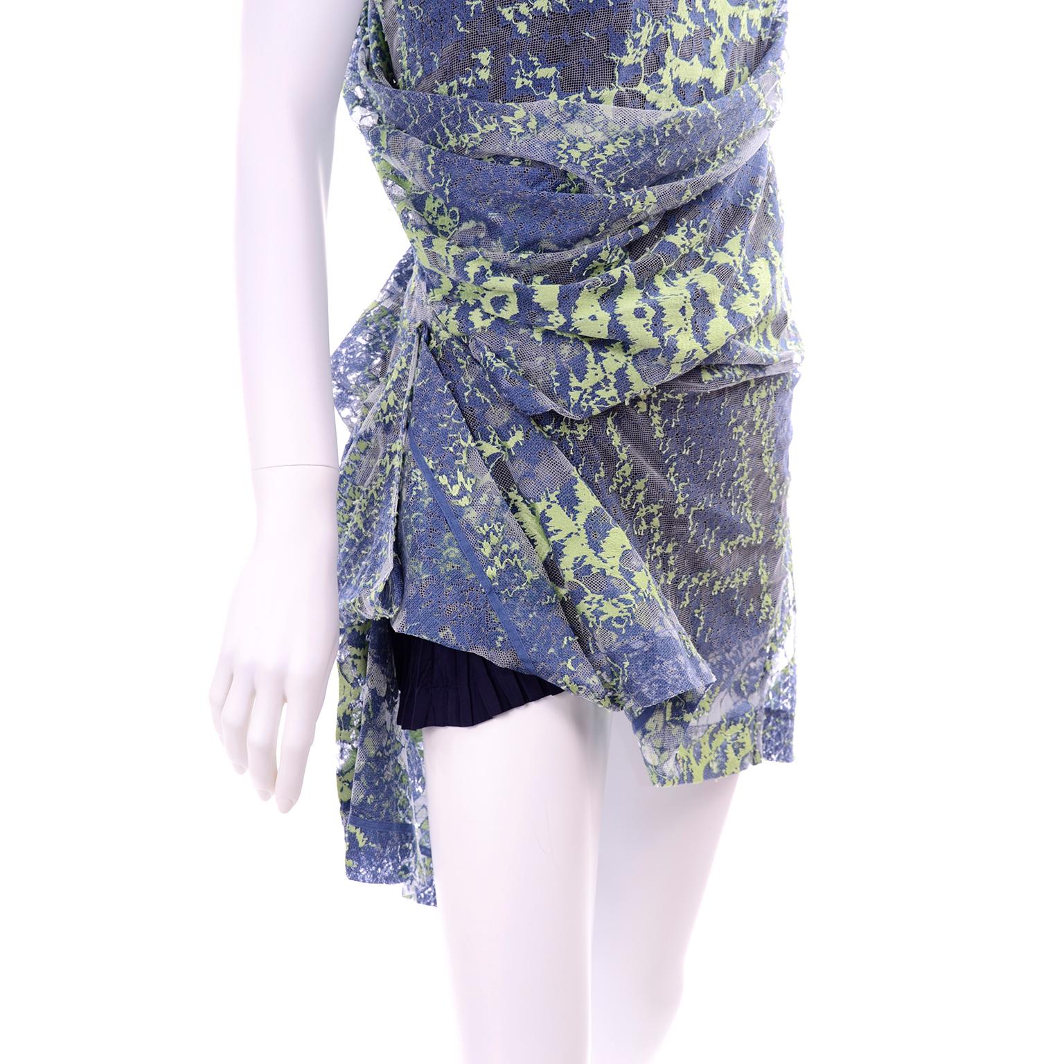 1990s Issey Miyake Blue & Green Lace One Shoulder Blouse W/ Pleated Tank For Sale 4