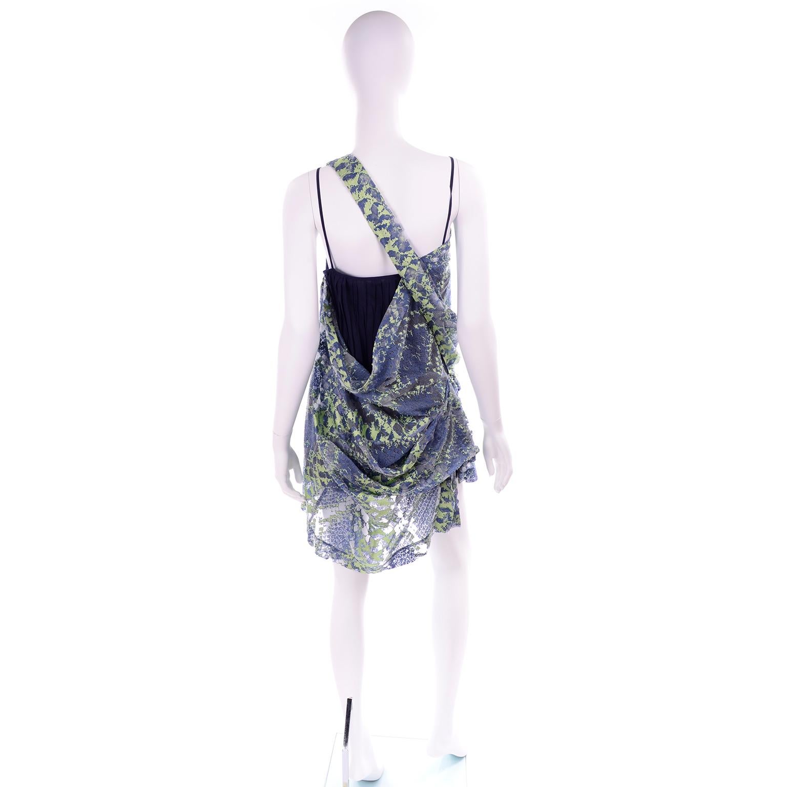 1990s Issey Miyake Blue & Green Lace One Shoulder Blouse W/ Pleated Tank In Excellent Condition For Sale In Portland, OR