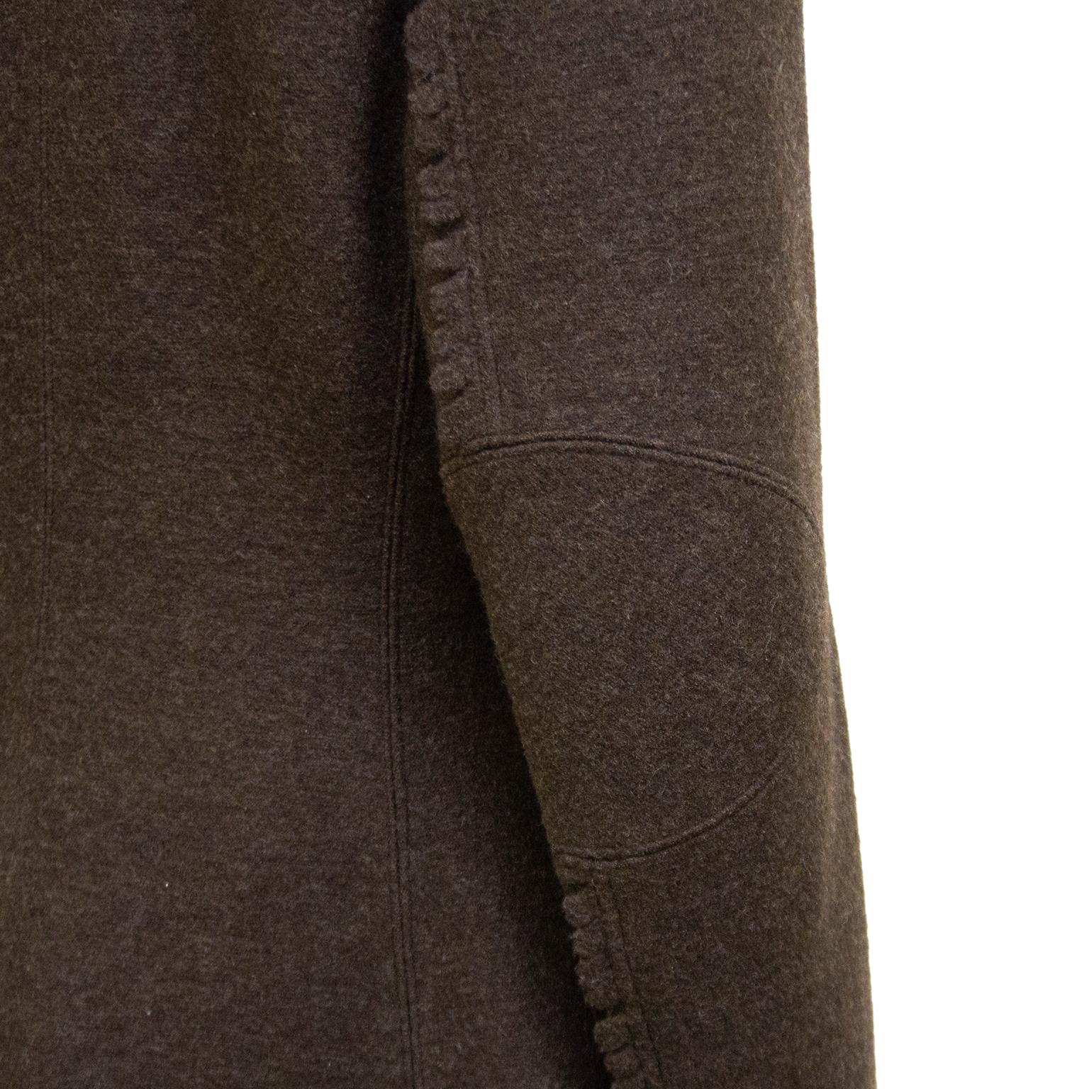 Issey Miyake anni '90, cappotto in lana infeltrita marrone in vendita 1