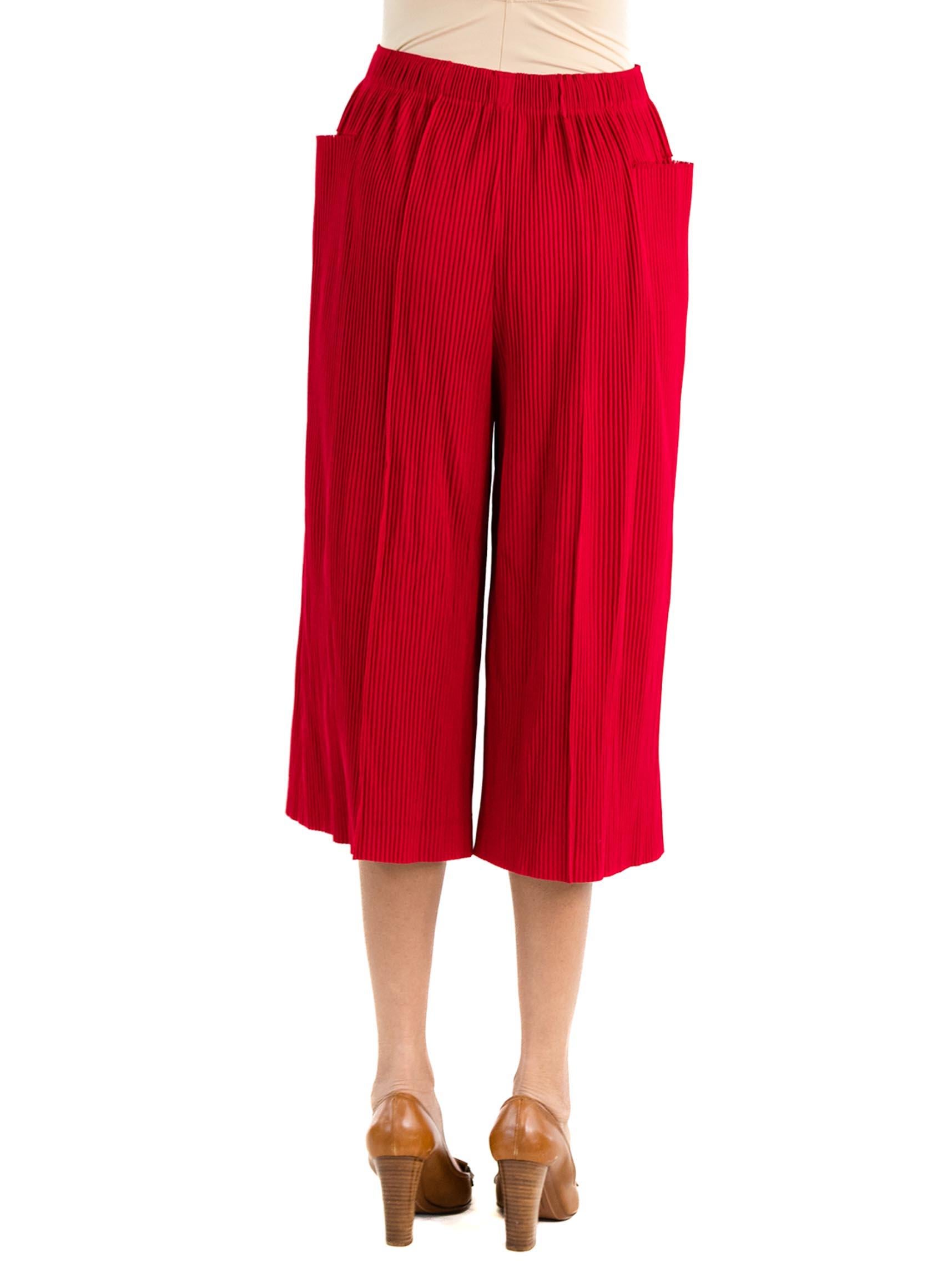 1990S ISSEY MIYAKE Fuchia Pleated Polyester Wide Leg Pants For Sale 3