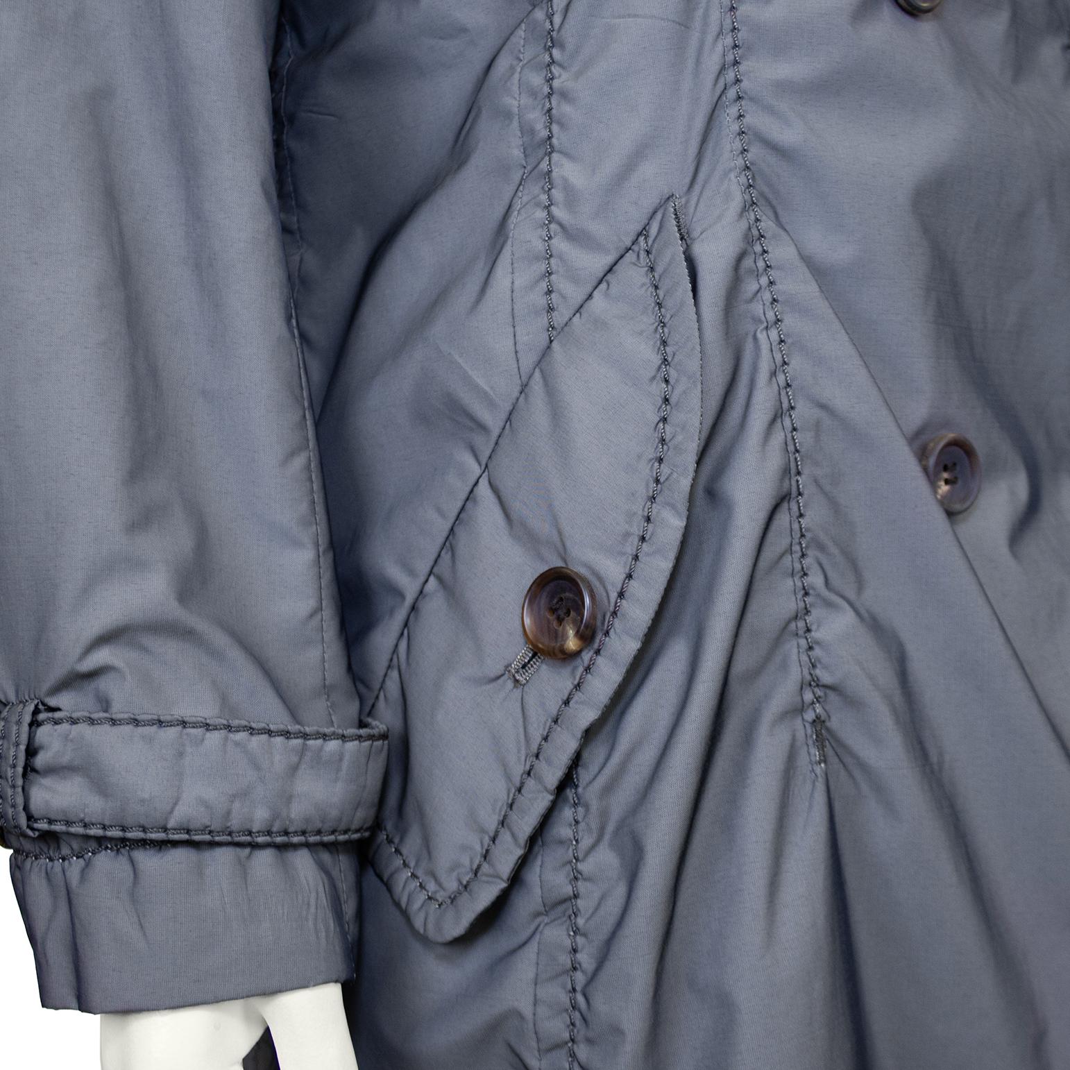 Issey Miyake Grey Wind/parachute style trench des années 1990 en vente 2