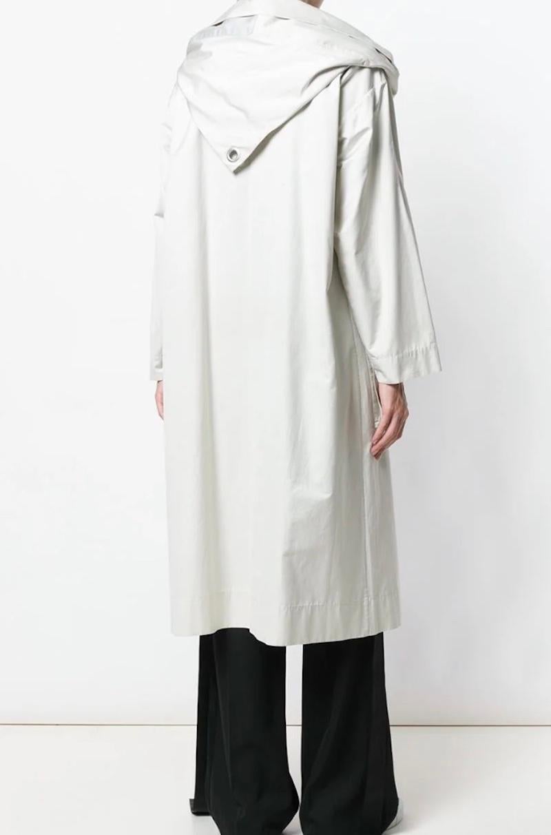 Women's or Men's 1990s Issey Miyake hooded light trench coat For Sale
