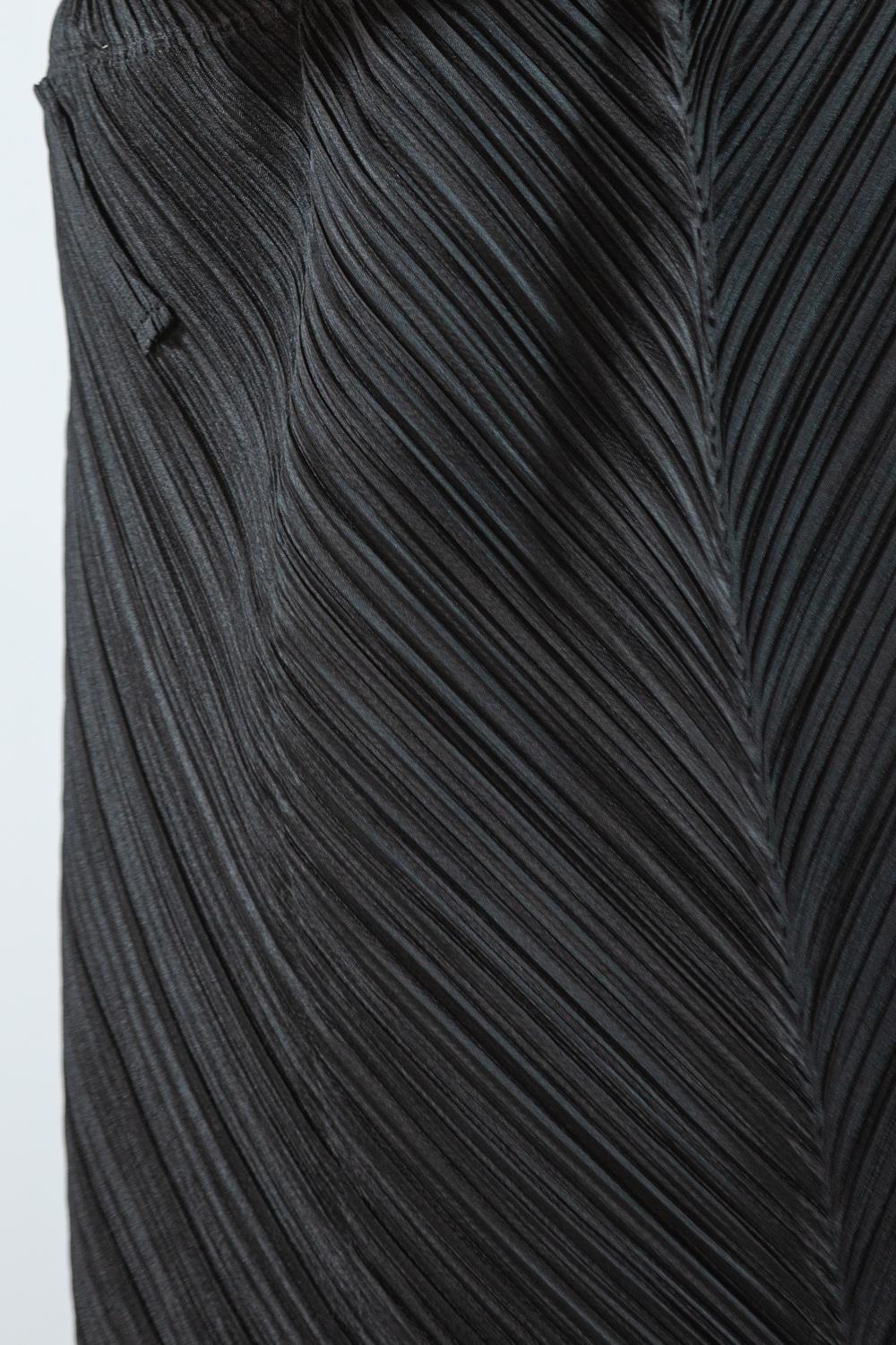 1990S Issey Miyake Pleats Please Black Polyester Skirt For Sale 2