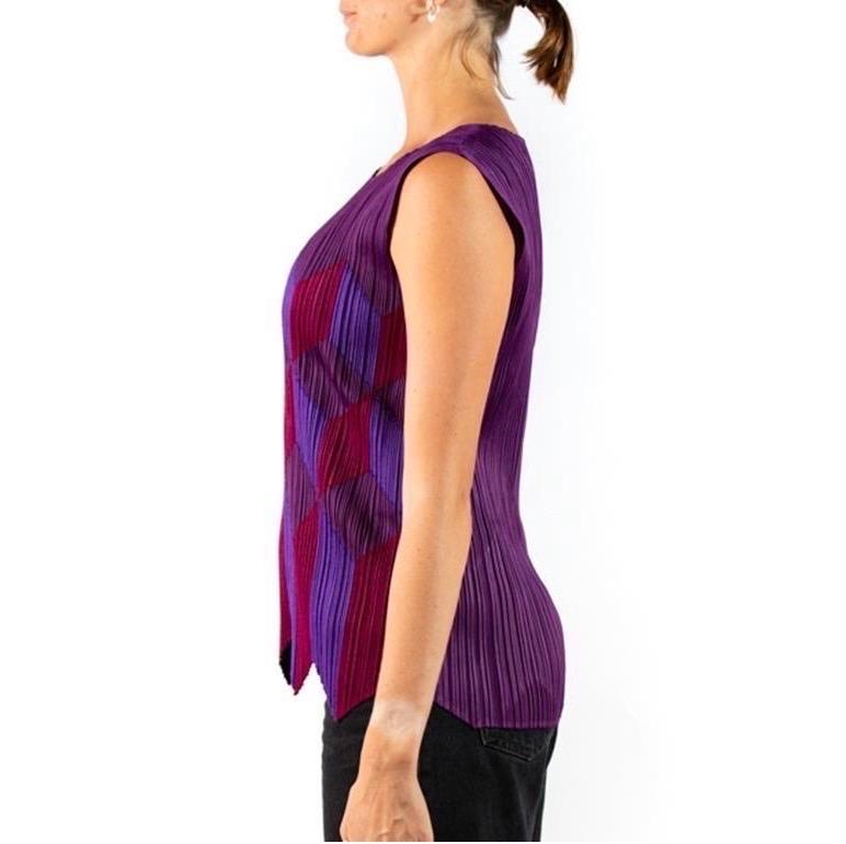 1990S ISSEY MIYAKE PLEATS PLEASE Purple Polyester Geometric Patchwork Top In Excellent Condition For Sale In New York, NY