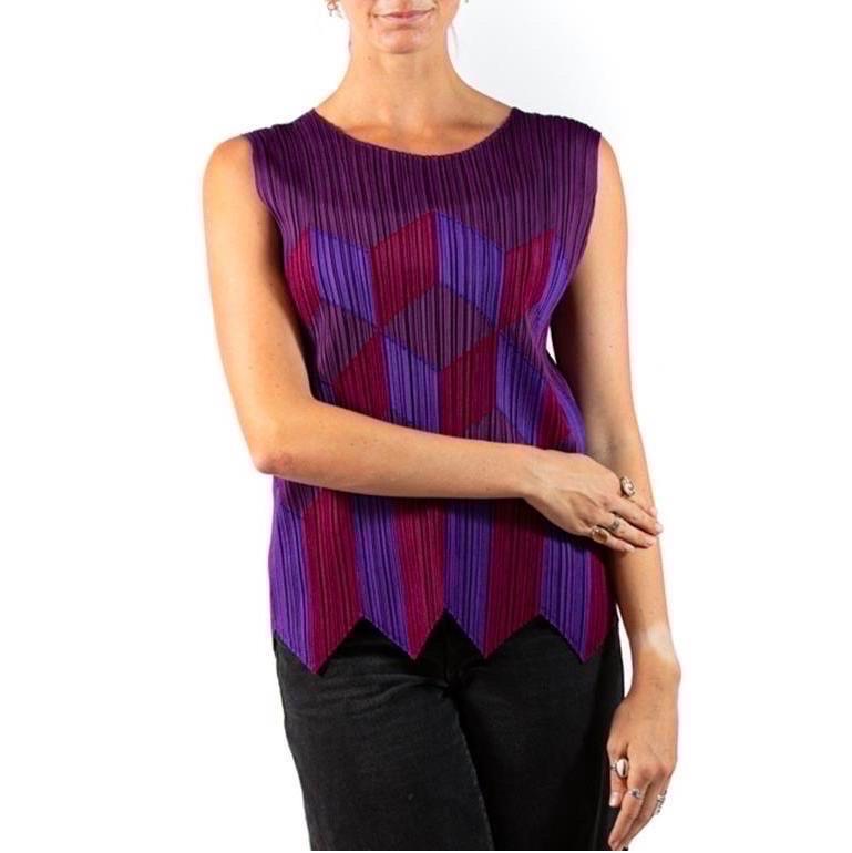 1990S ISSEY MIYAKE PLEATS PLEASE Purple Polyester Geometric Patchwork Top For Sale 2