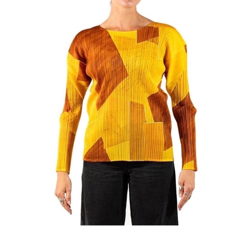 Giallo 1990S ISSEY MIYAKE Pleats Please Top in poliestere geometrico giallo in vendita
