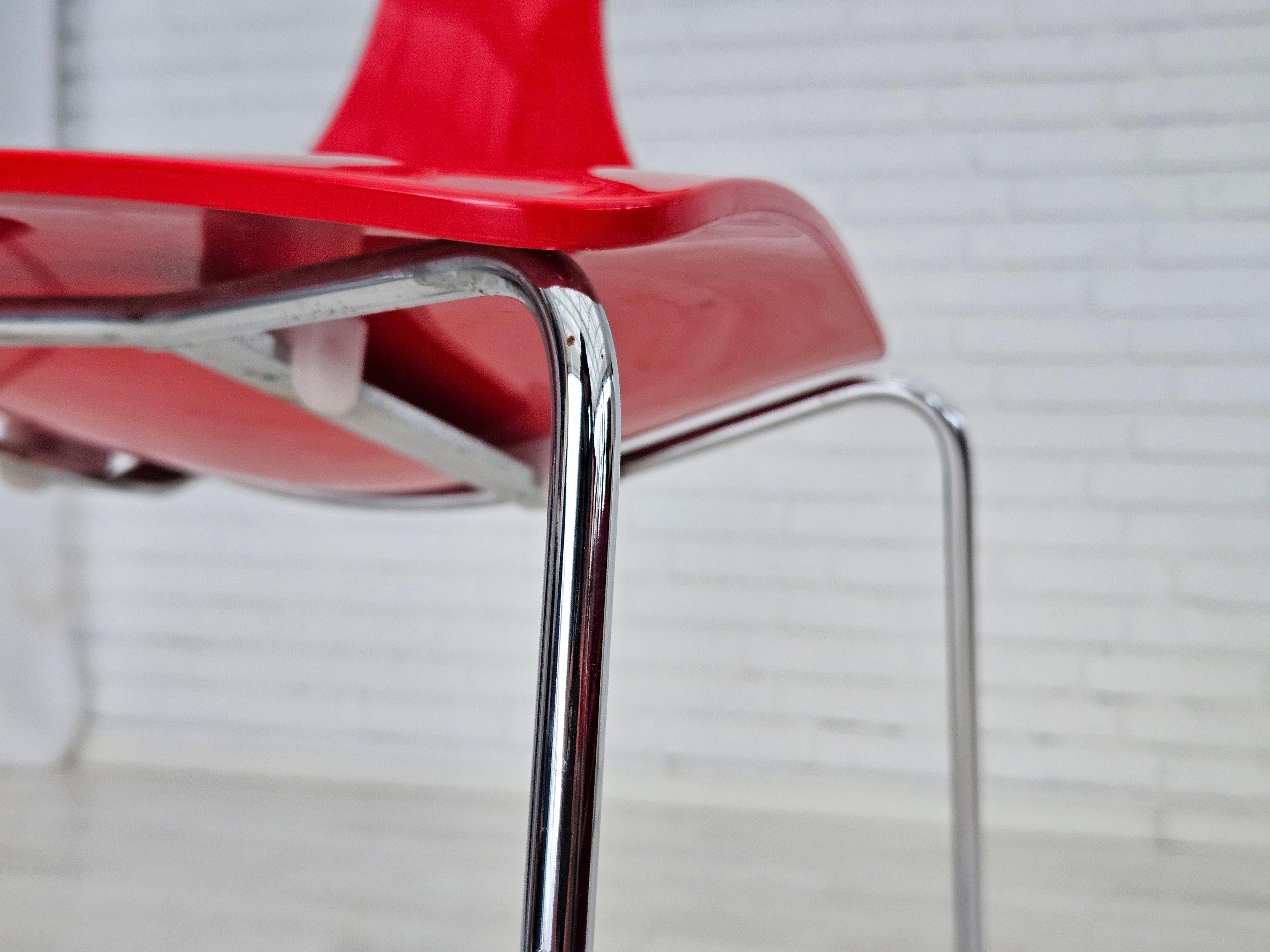 1990er Jahre, italienisches Design von Gino Carollo, 4er-Set Stühle, Modell „Delfy“, Original. im Angebot 3