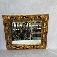 1990s Italian Hand-Carved Giltwood Mirror with Hand-Painted Gold Gilded Finish