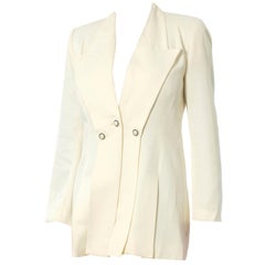 Vintage 1990S Ivory Polyester Peak Lapel Blazer With Pearl Buttons
