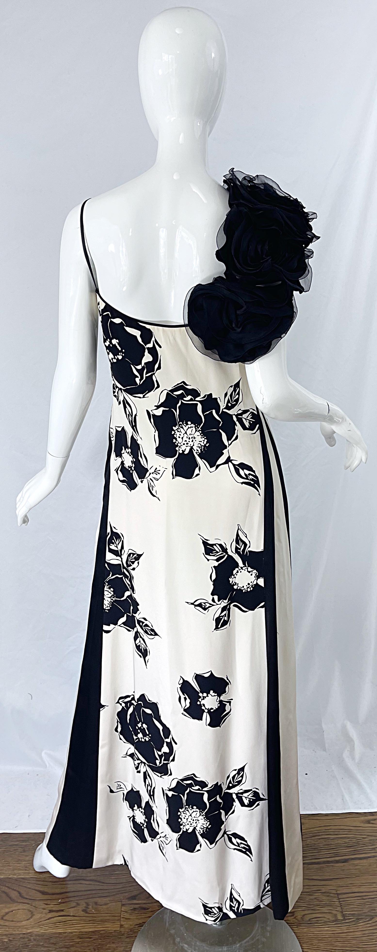 1990s James Galanos Black and White Rosette Sleeve Vintage 90s Silk Gown Dress For Sale 2