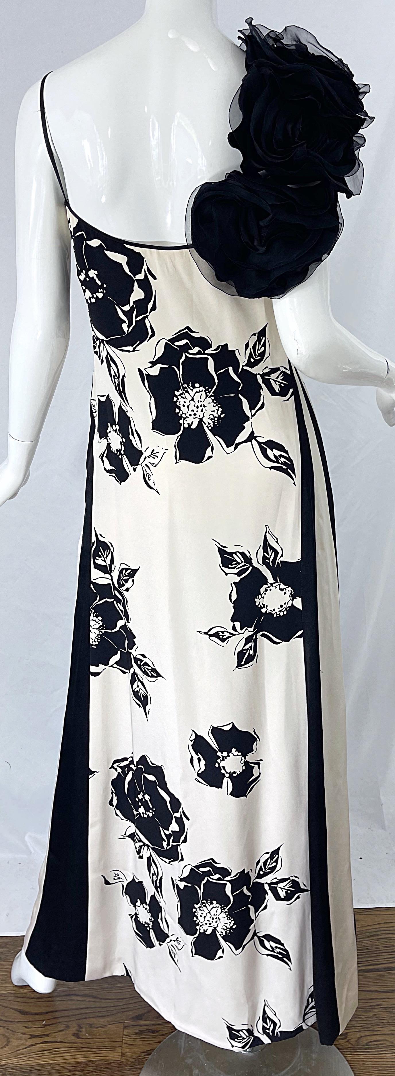1990s James Galanos Black and White Rosette Sleeve Vintage 90s Silk Gown Dress For Sale 6